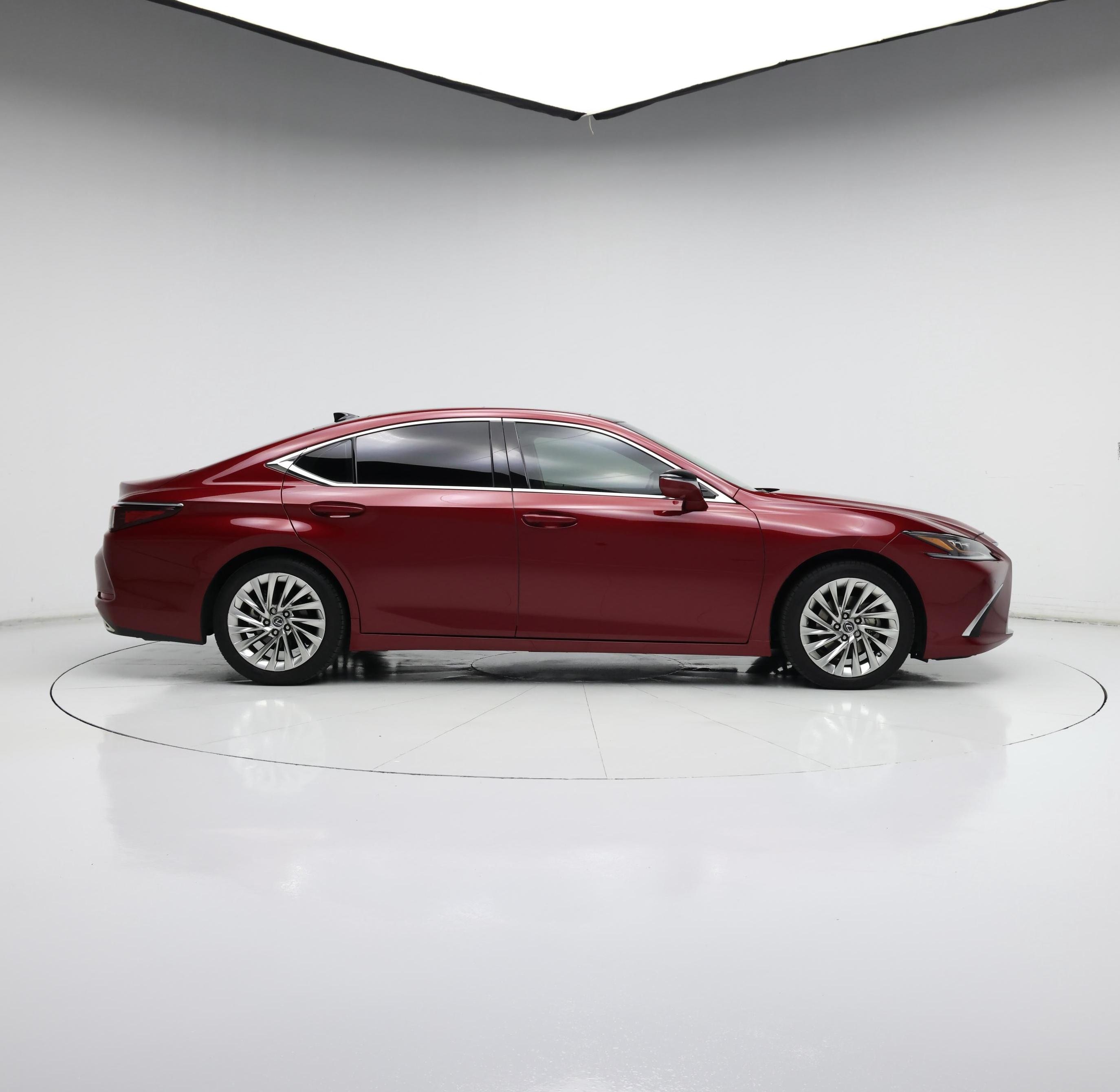 Thumbnail: 2021 Lexus ES - 7