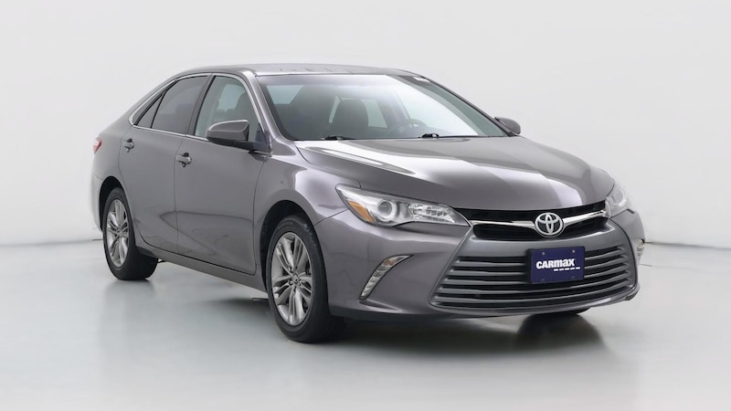 2017 Toyota Camry SE Hero Image
