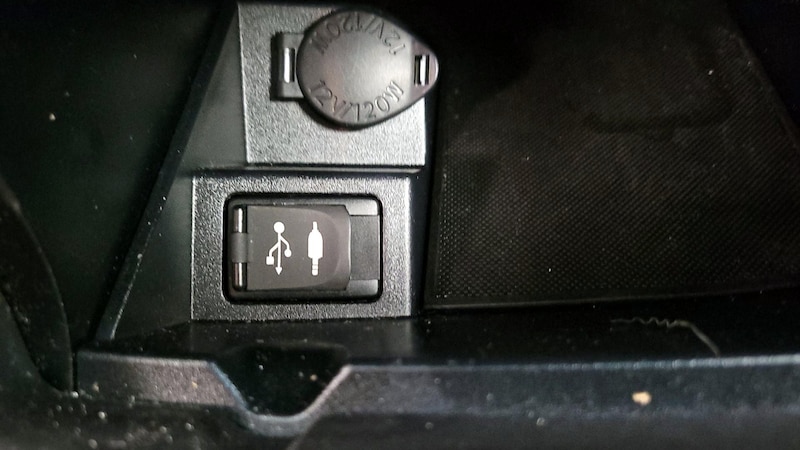 2017 Toyota Camry SE 18