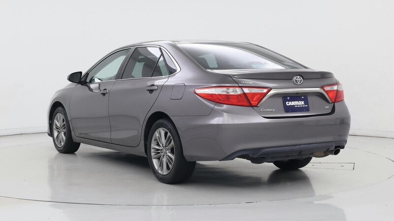 2017 Toyota Camry SE 2