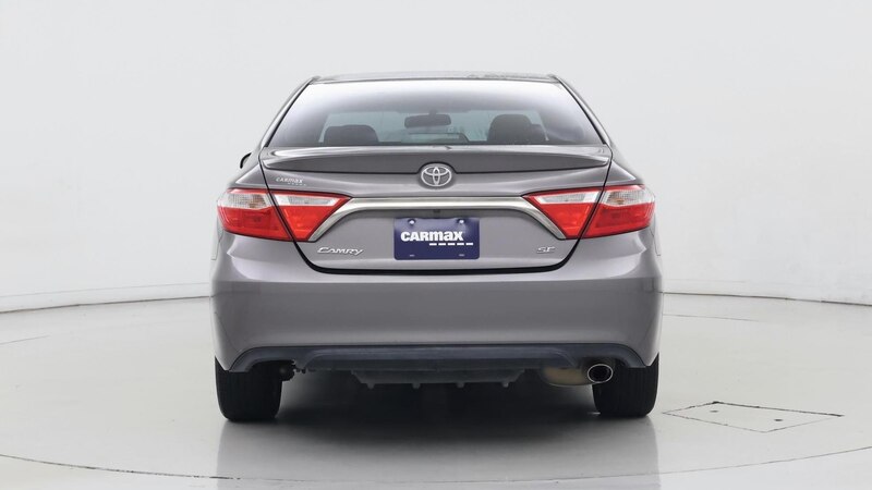 2017 Toyota Camry SE 6