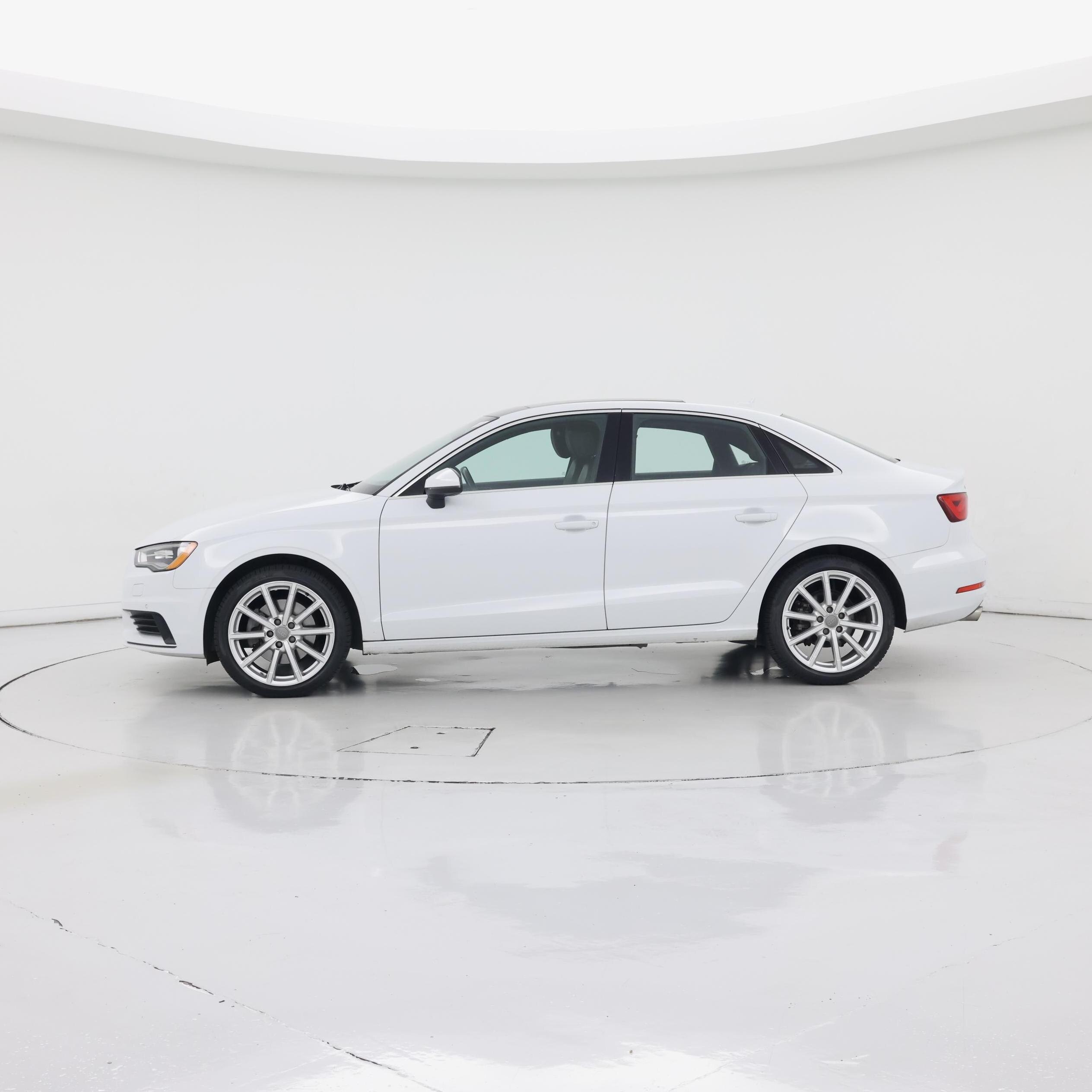 Thumbnail: 2015 Audi A3 - 3