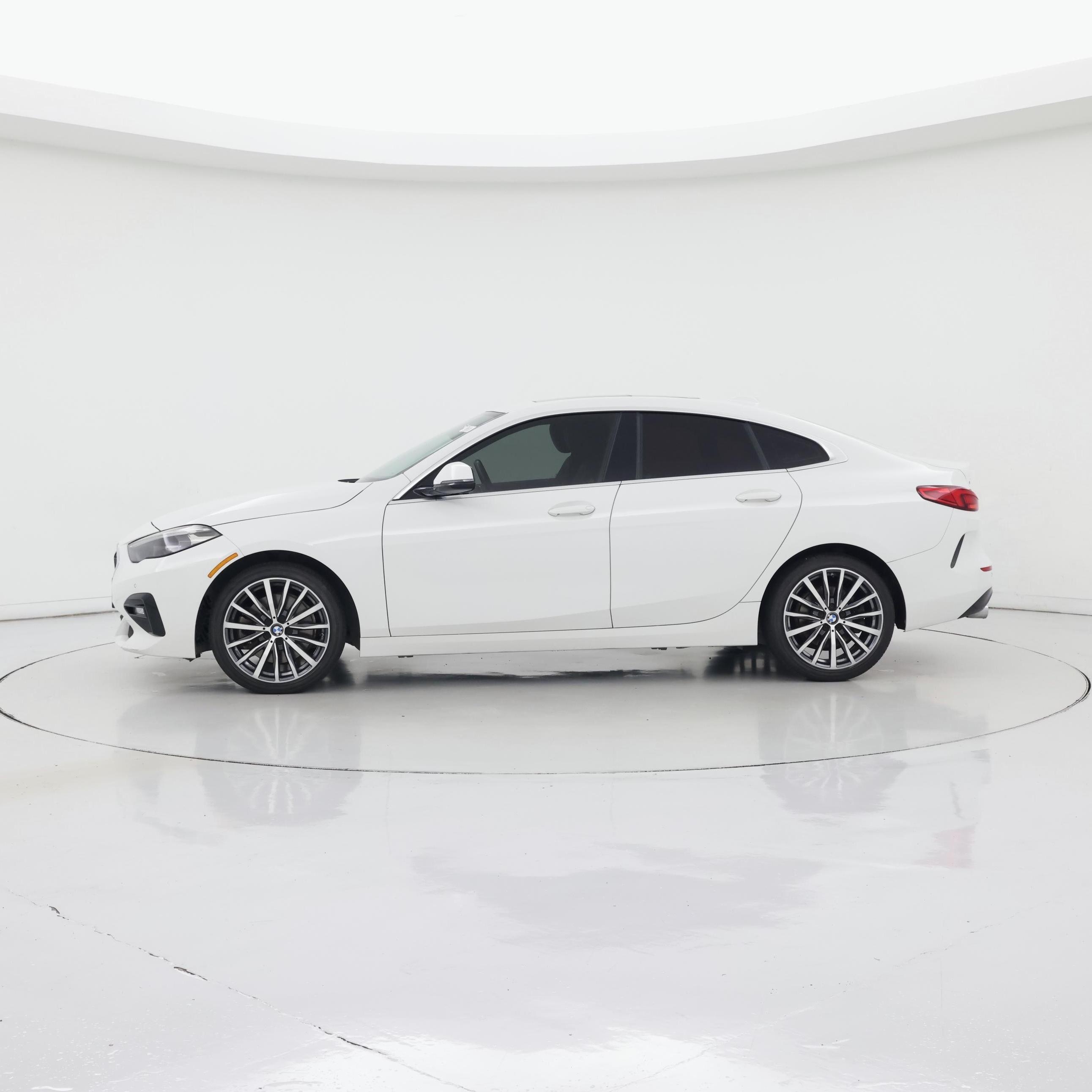 Thumbnail: 2020 BMW 2 Series - 3