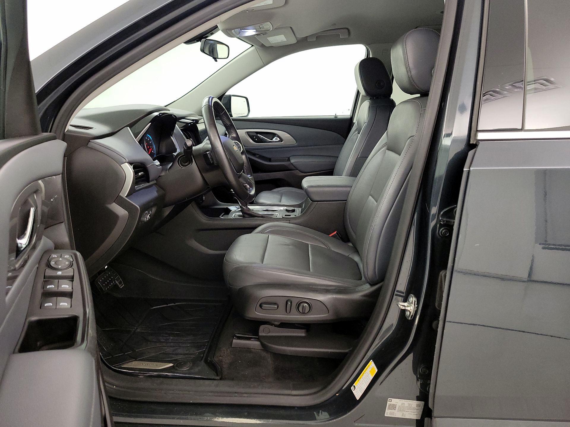 Thumbnail: 2019 Chevrolet Traverse - 11