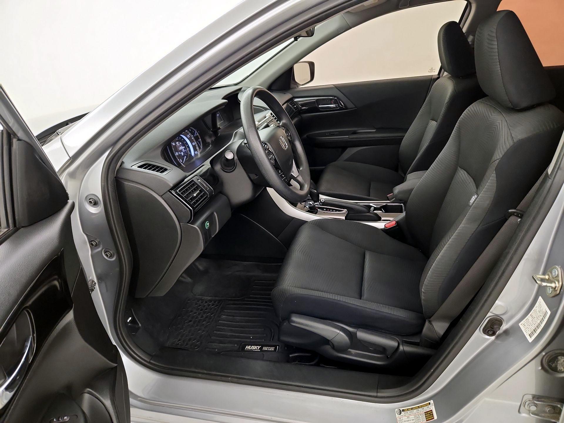 Thumbnail: 2016 Honda Accord - 11