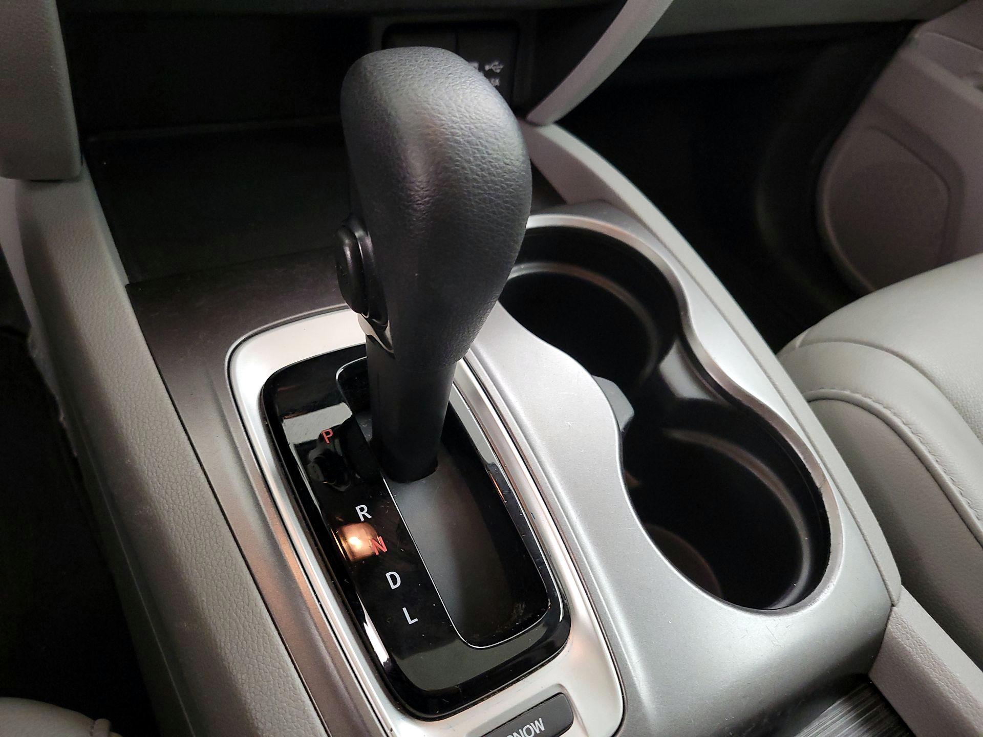 Thumbnail: 2019 Honda Pilot - 17