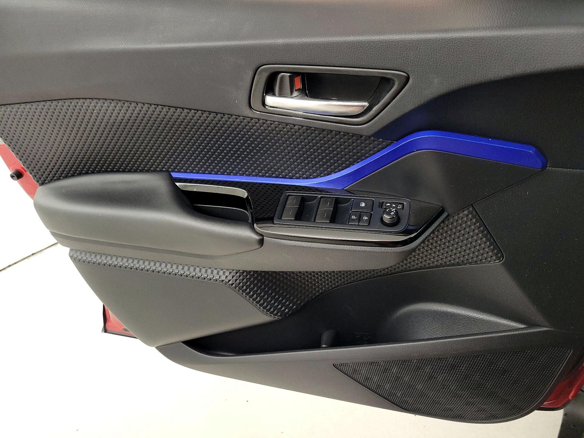 Thumbnail: 2020 Toyota C-HR - 12