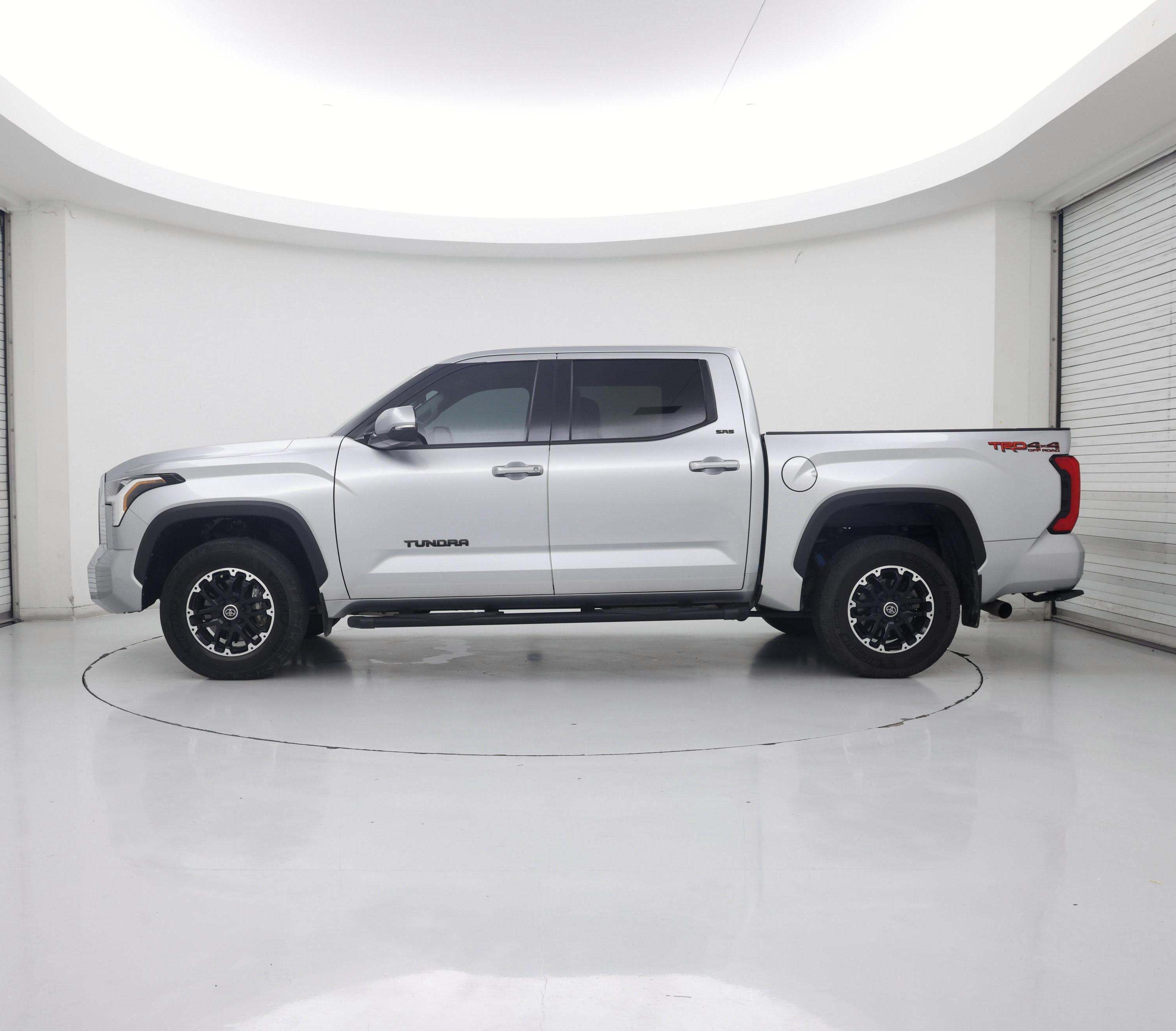 Thumbnail: 2023 Toyota Tundra - 3