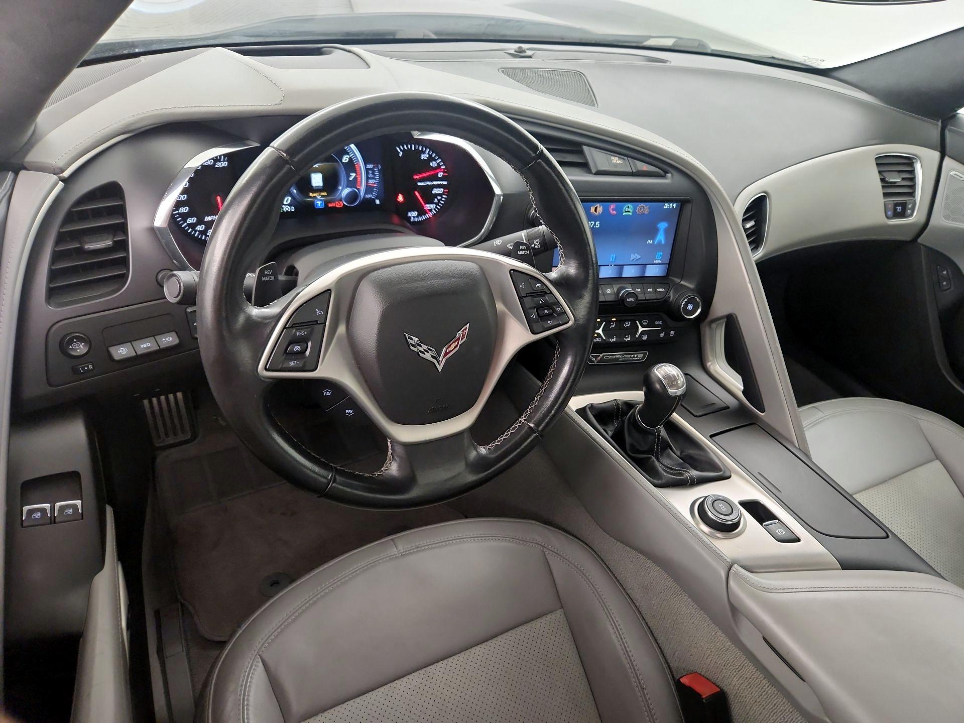 Thumbnail: 2015 Chevrolet Corvette - 9