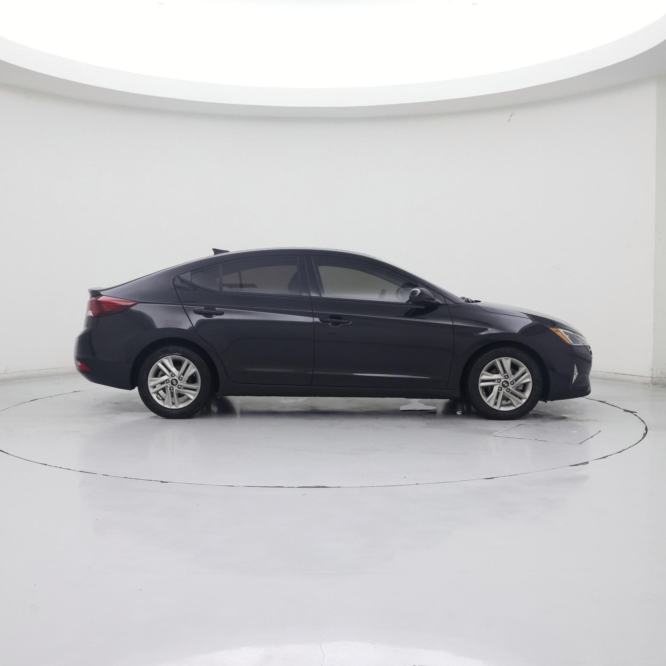 Thumbnail: 2020 Hyundai Elantra - 7