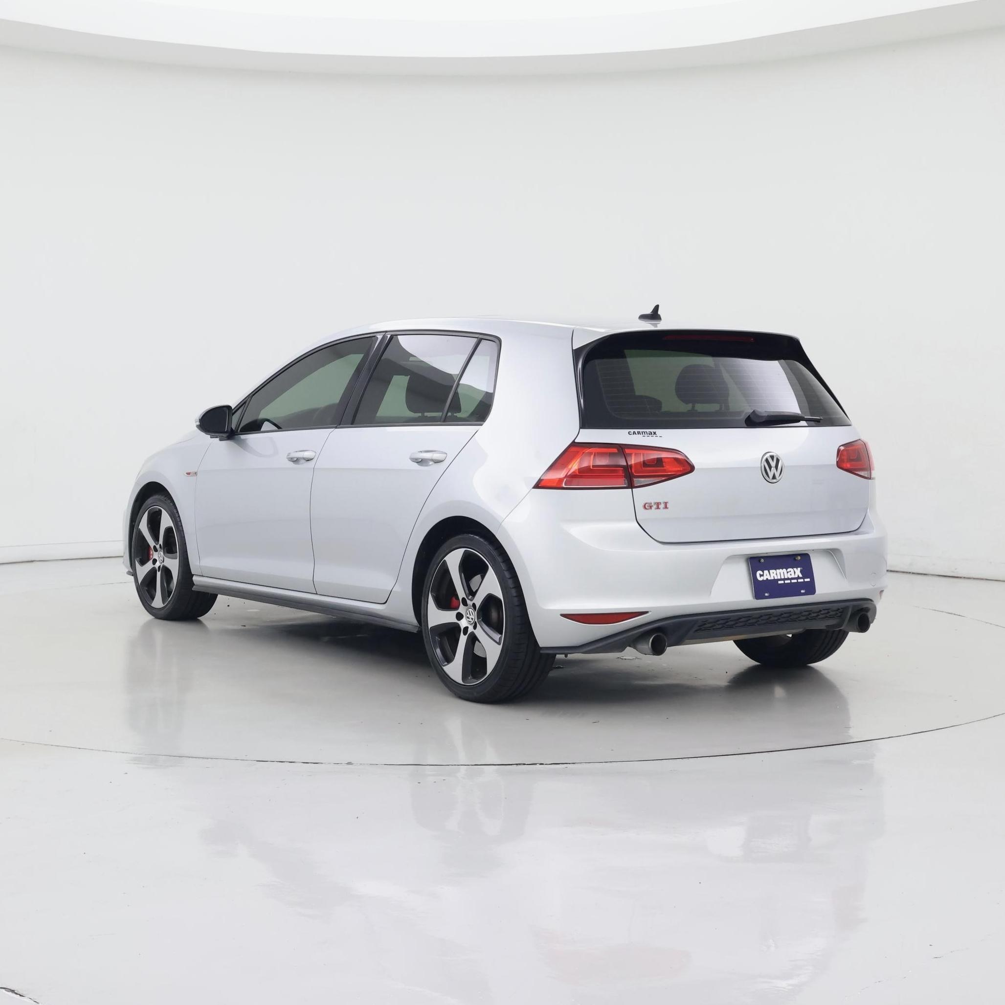 Thumbnail: 2016 Volkswagen Golf - 2