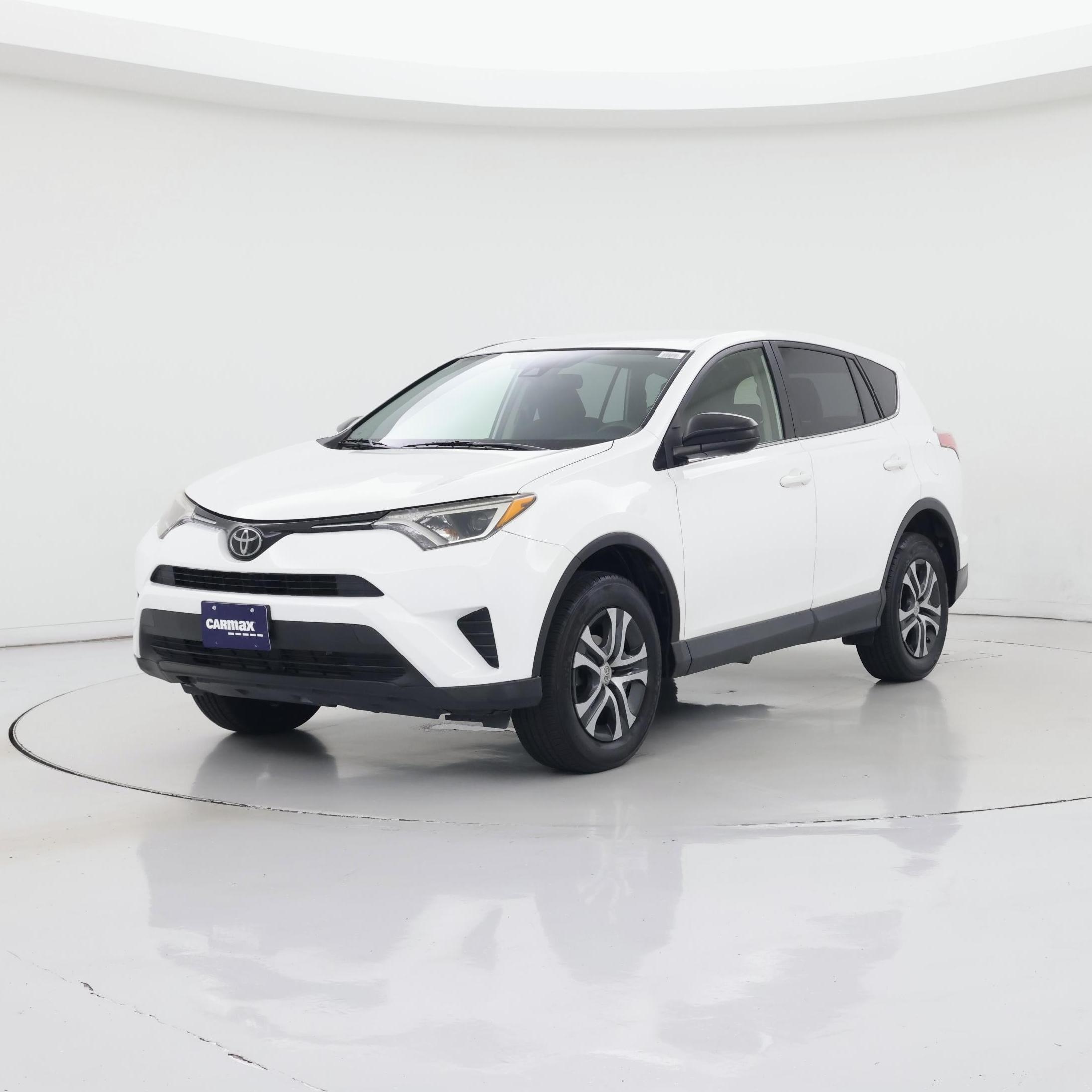 Thumbnail: 2018 Toyota RAV4 - 4