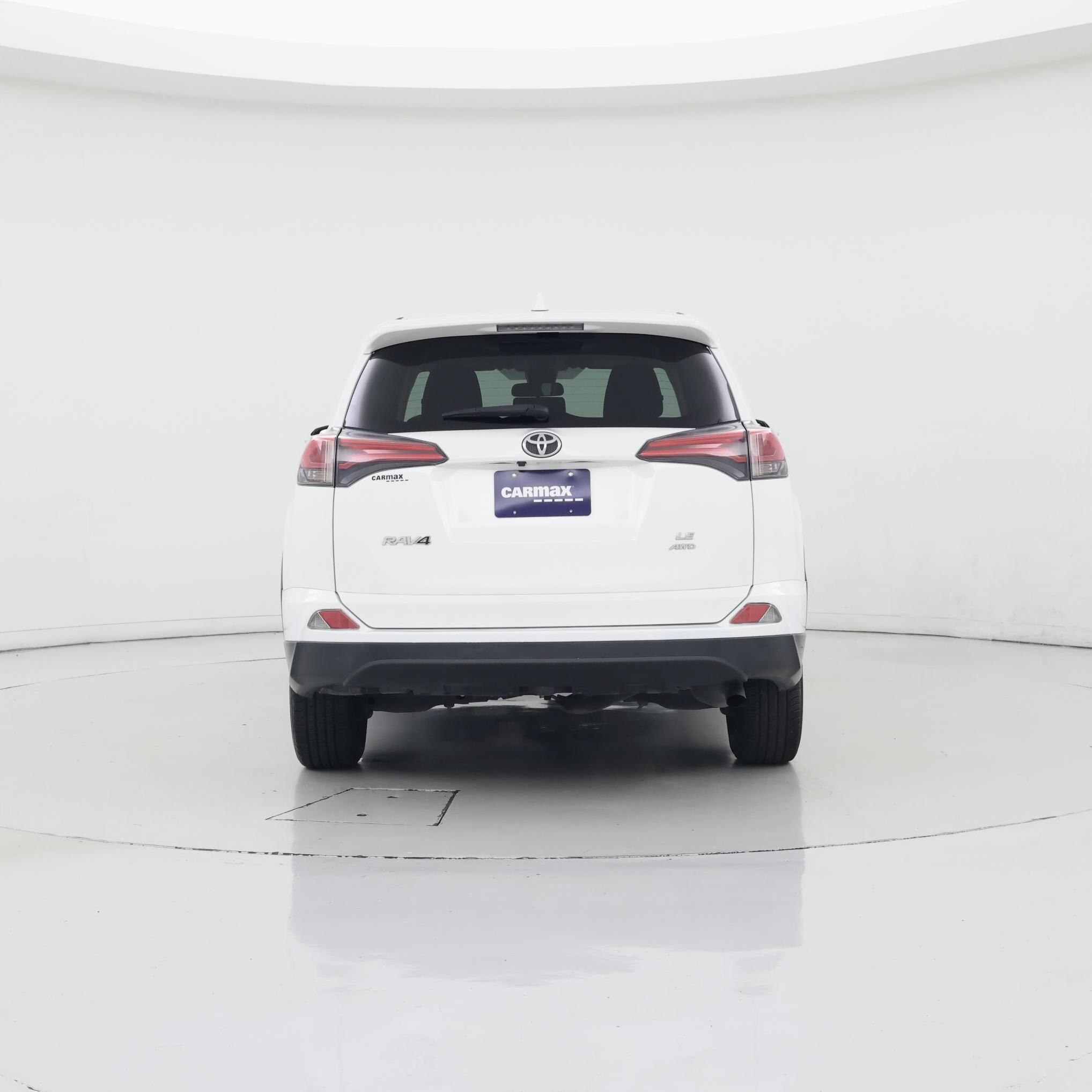 Thumbnail: 2018 Toyota RAV4 - 6