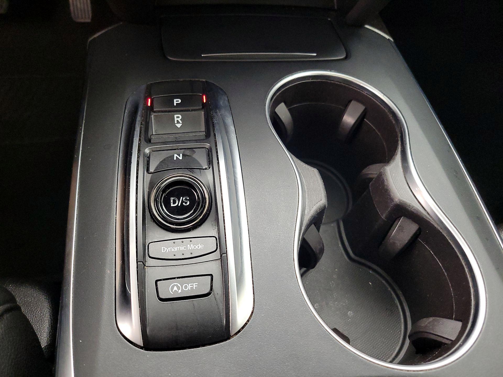 Thumbnail: 2019 Acura MDX - 17