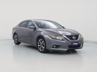 Gray 2016 Nissan Altima SR