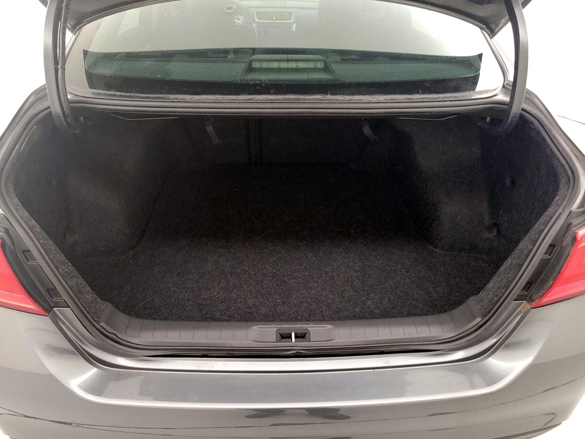 Thumbnail: 2016 Nissan Altima - 20