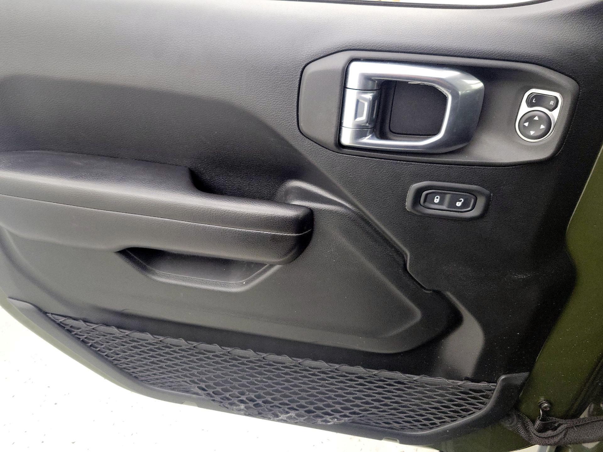 Thumbnail: 2021 Jeep Wrangler - 12