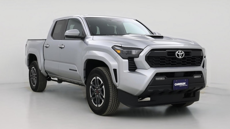 2024 Toyota Tacoma SR5 Hero Image