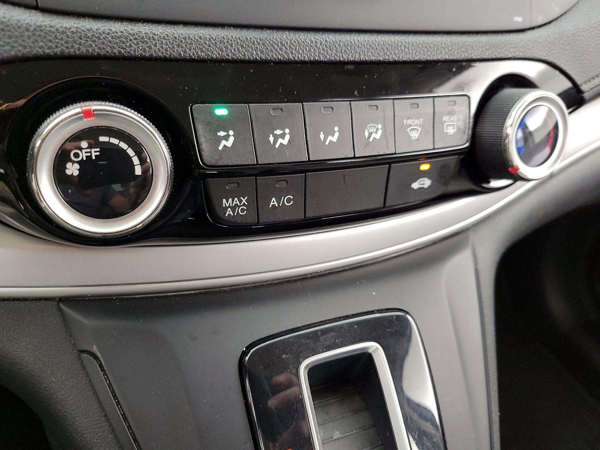 Thumbnail: 2016 Honda CR-V - 16