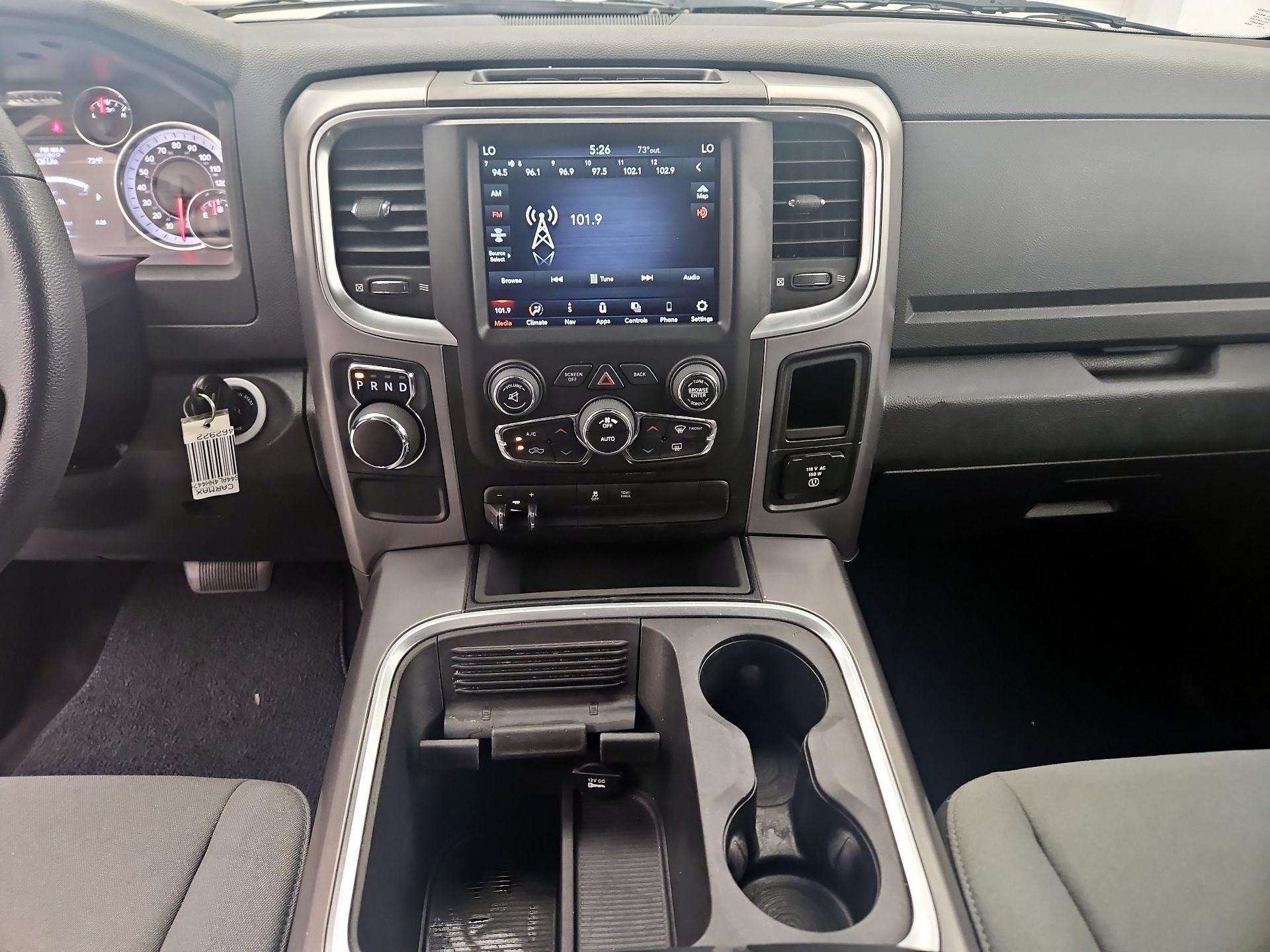 Thumbnail: 2022 RAM 1500 Classic - 9