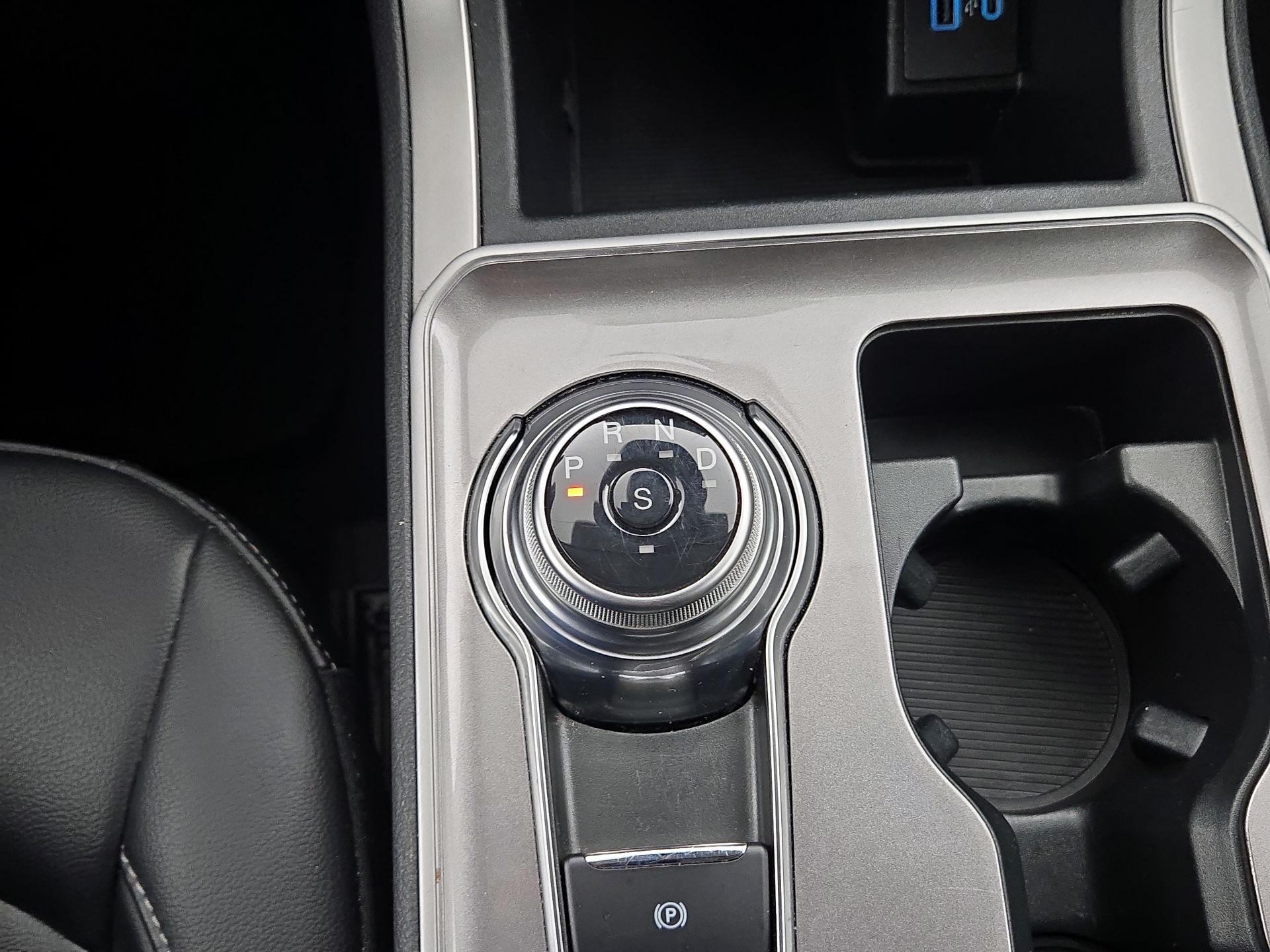 Thumbnail: 2024 Ford Edge - 18