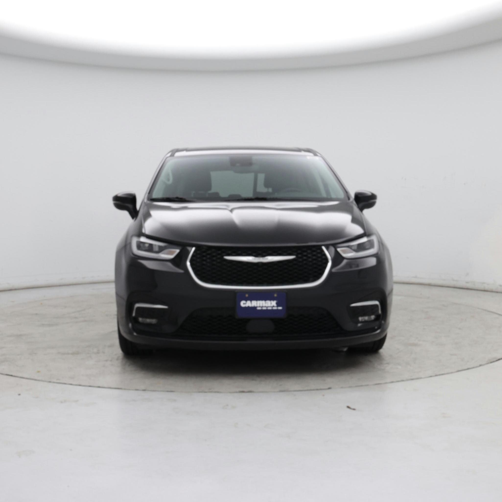 Thumbnail: 2023 Chrysler Pacifica - 5