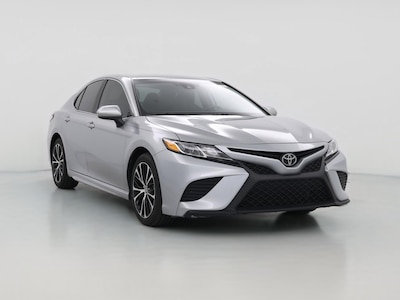 2020 Toyota Camry SE -
                Tampa, FL