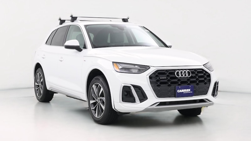 2022 Audi Q5 e Premium Plus Hero Image