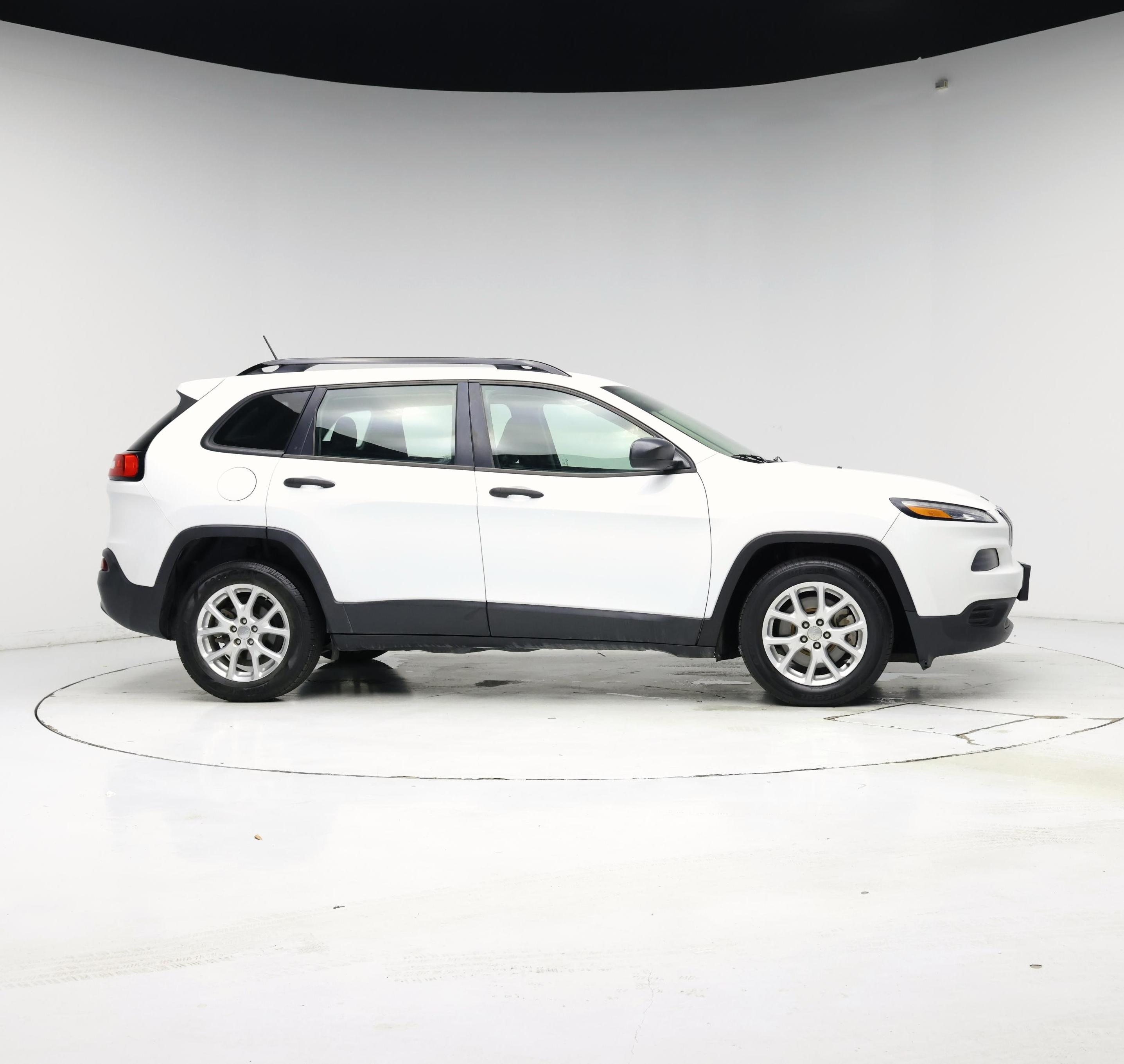 Thumbnail: 2015 Jeep Cherokee - 7