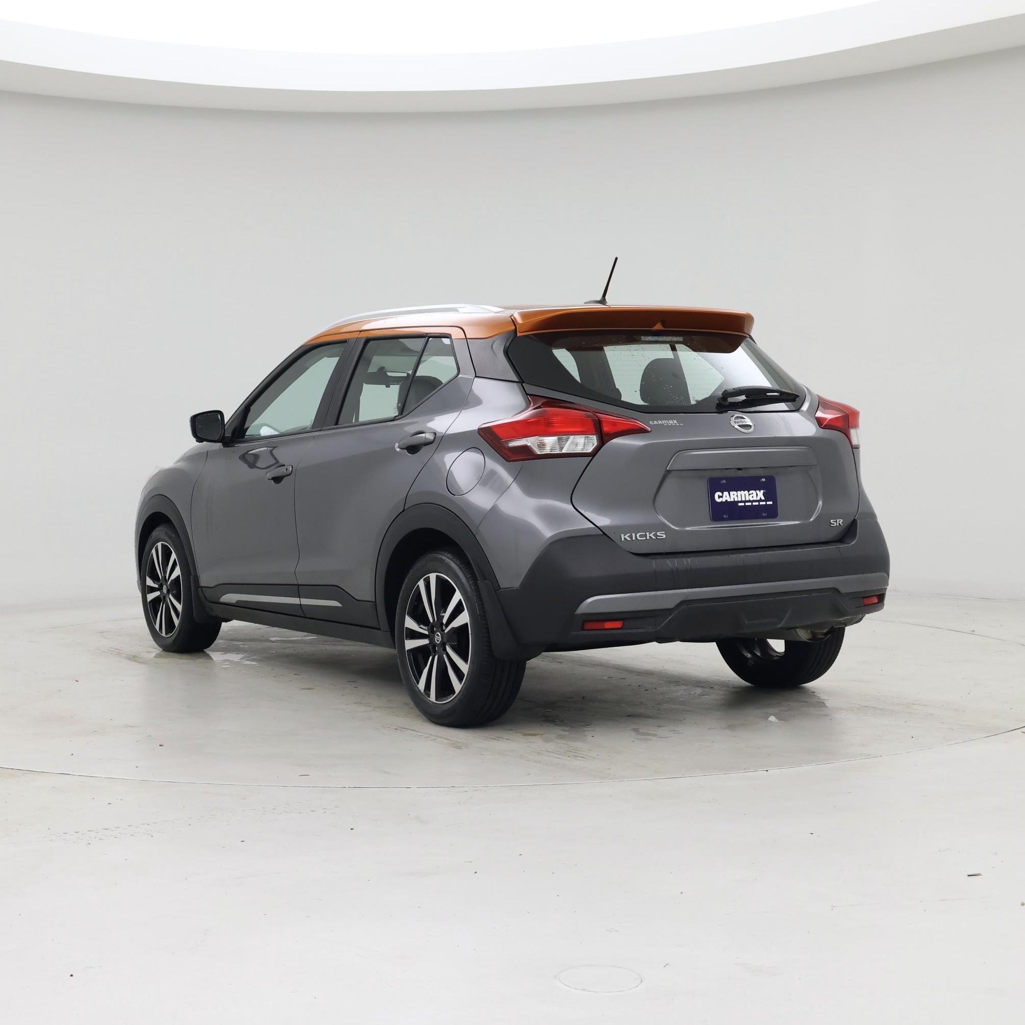 Thumbnail: 2019 Nissan Kicks - 2