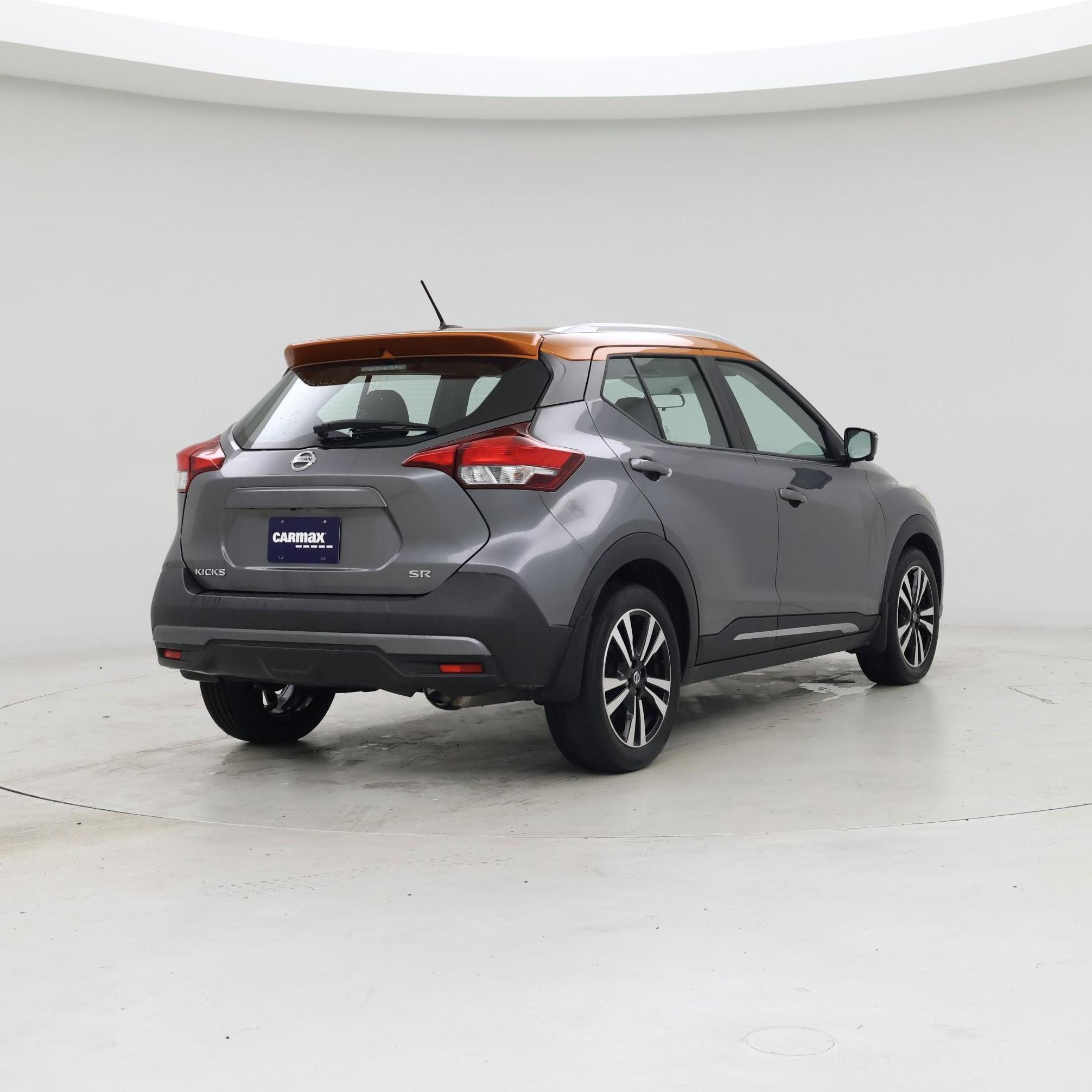 Thumbnail: 2019 Nissan Kicks - 8