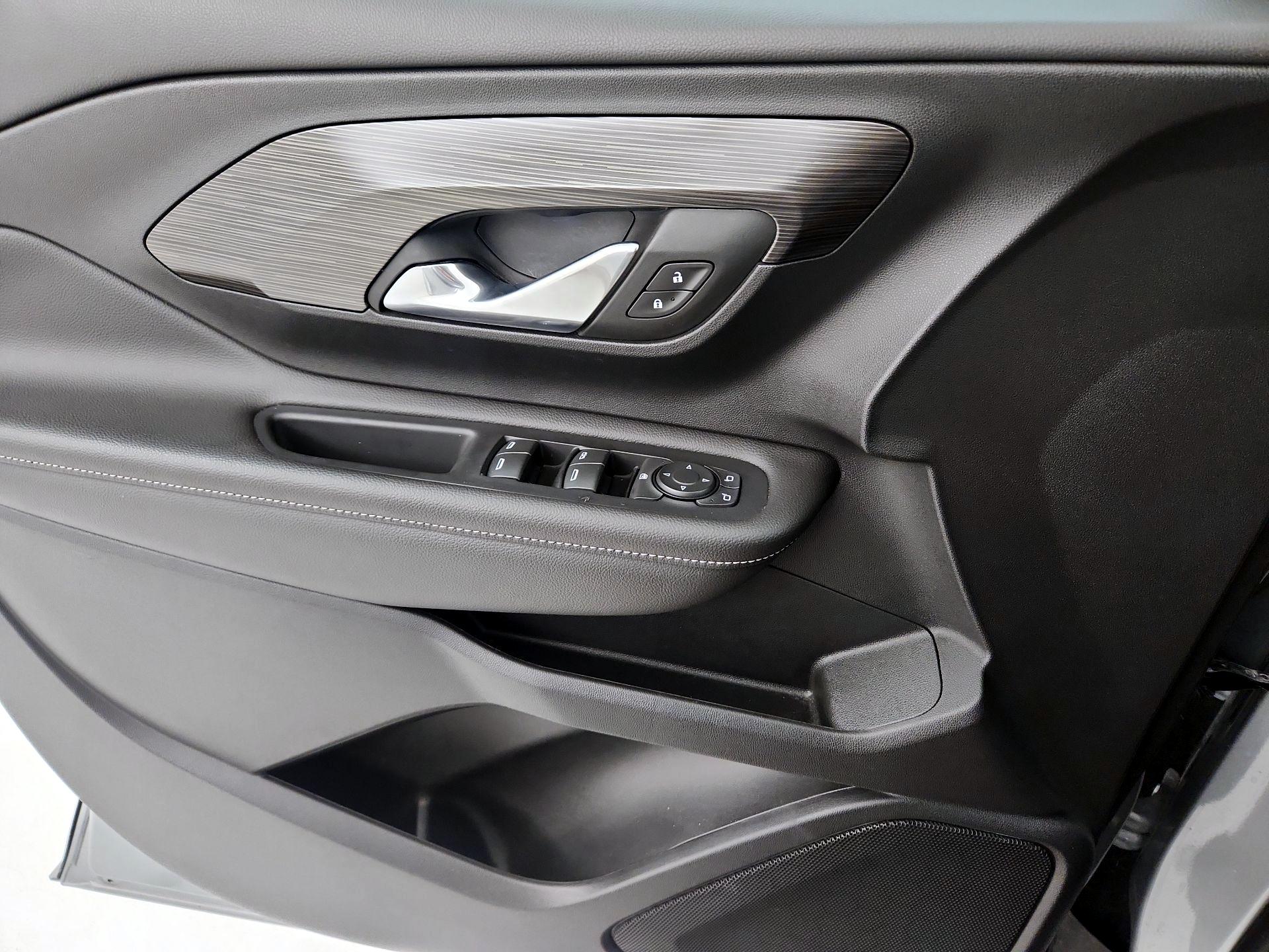 Thumbnail: 2023 GMC Terrain - 12