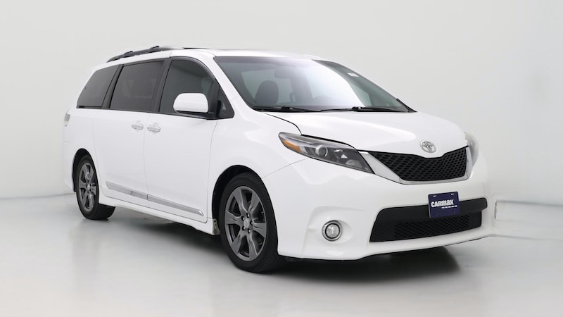 2017 Toyota Sienna SE Hero Image