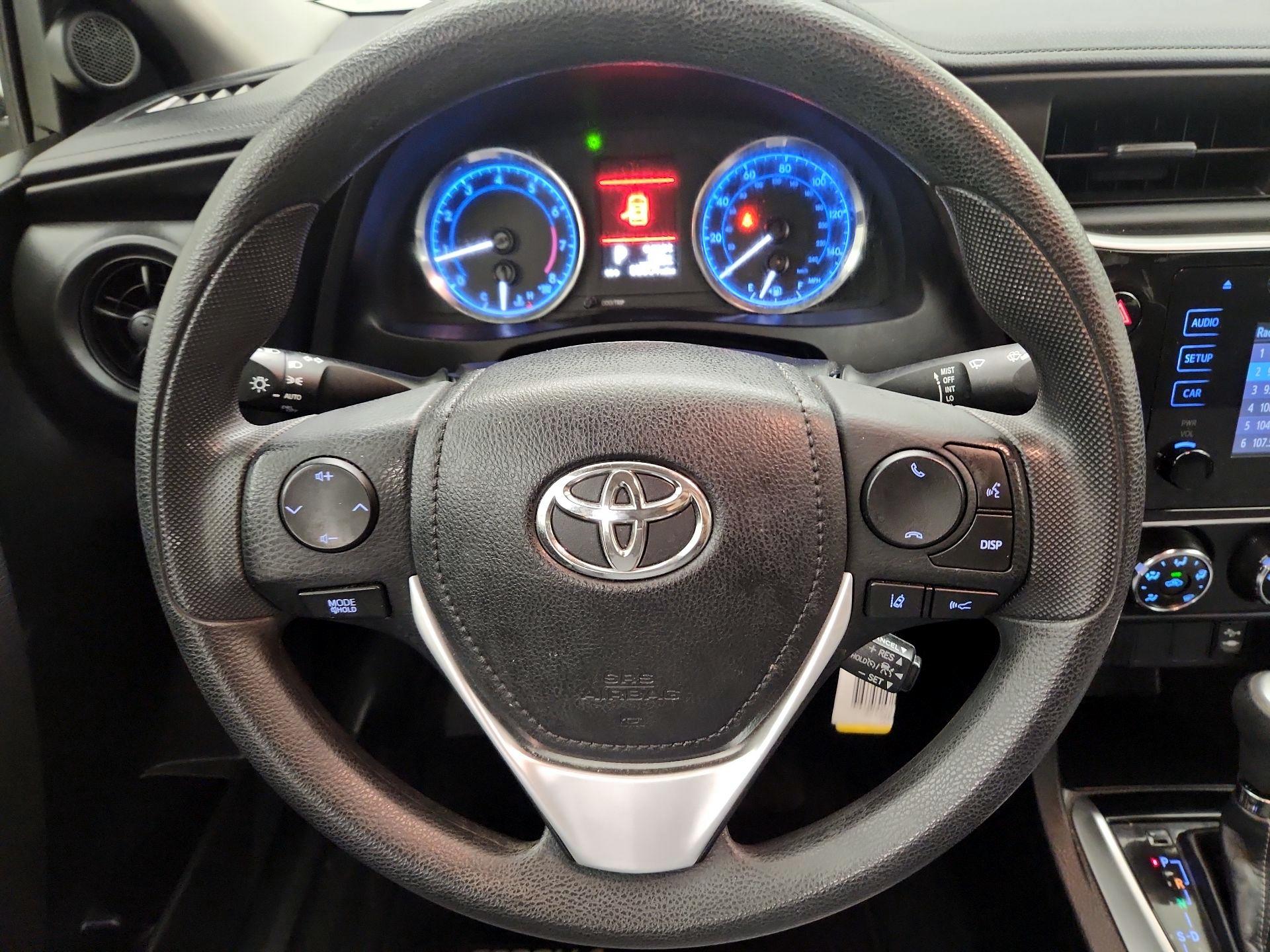 Thumbnail: 2018 Toyota Corolla - 10