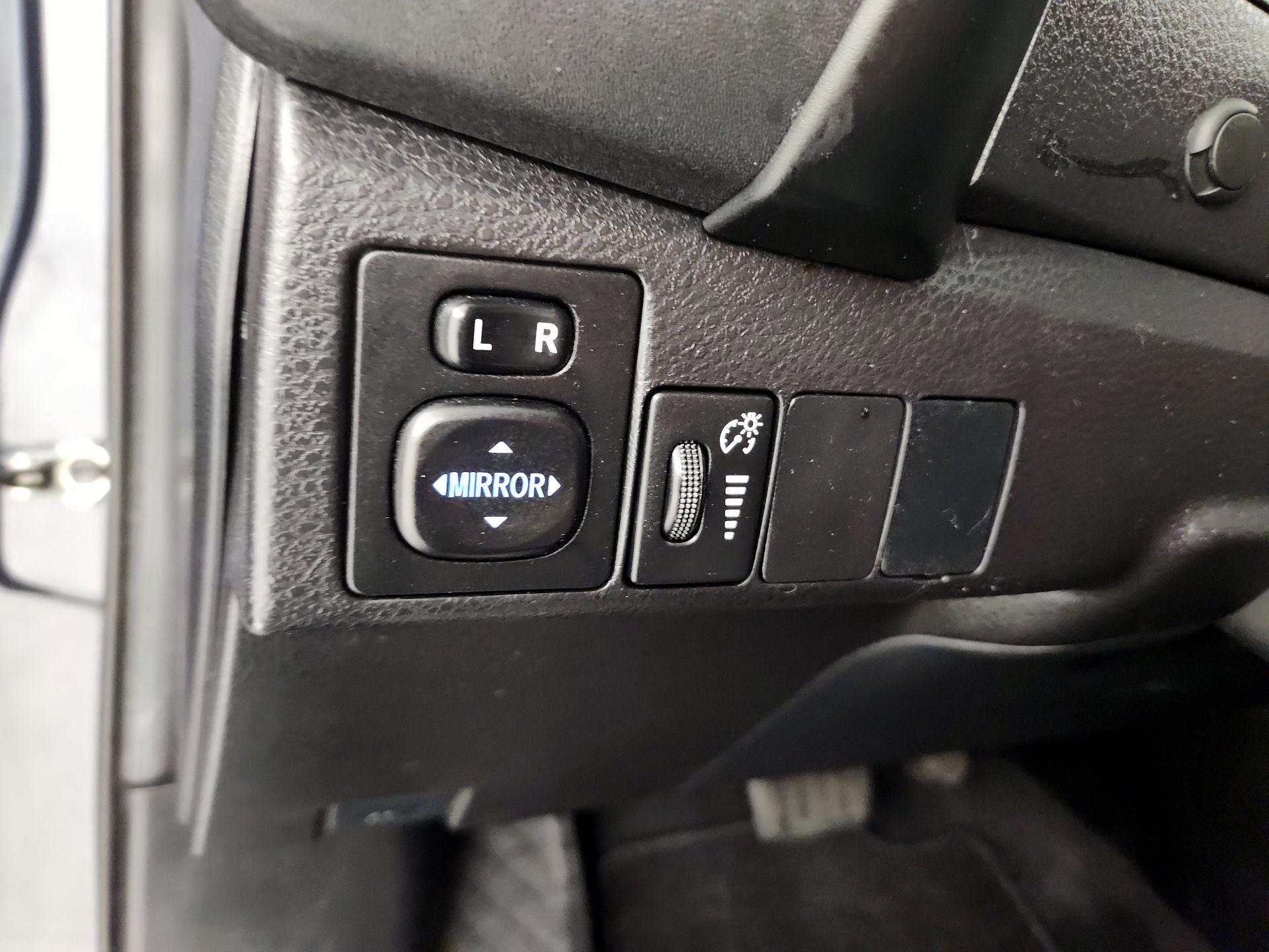 Thumbnail: 2018 Toyota Corolla - 13