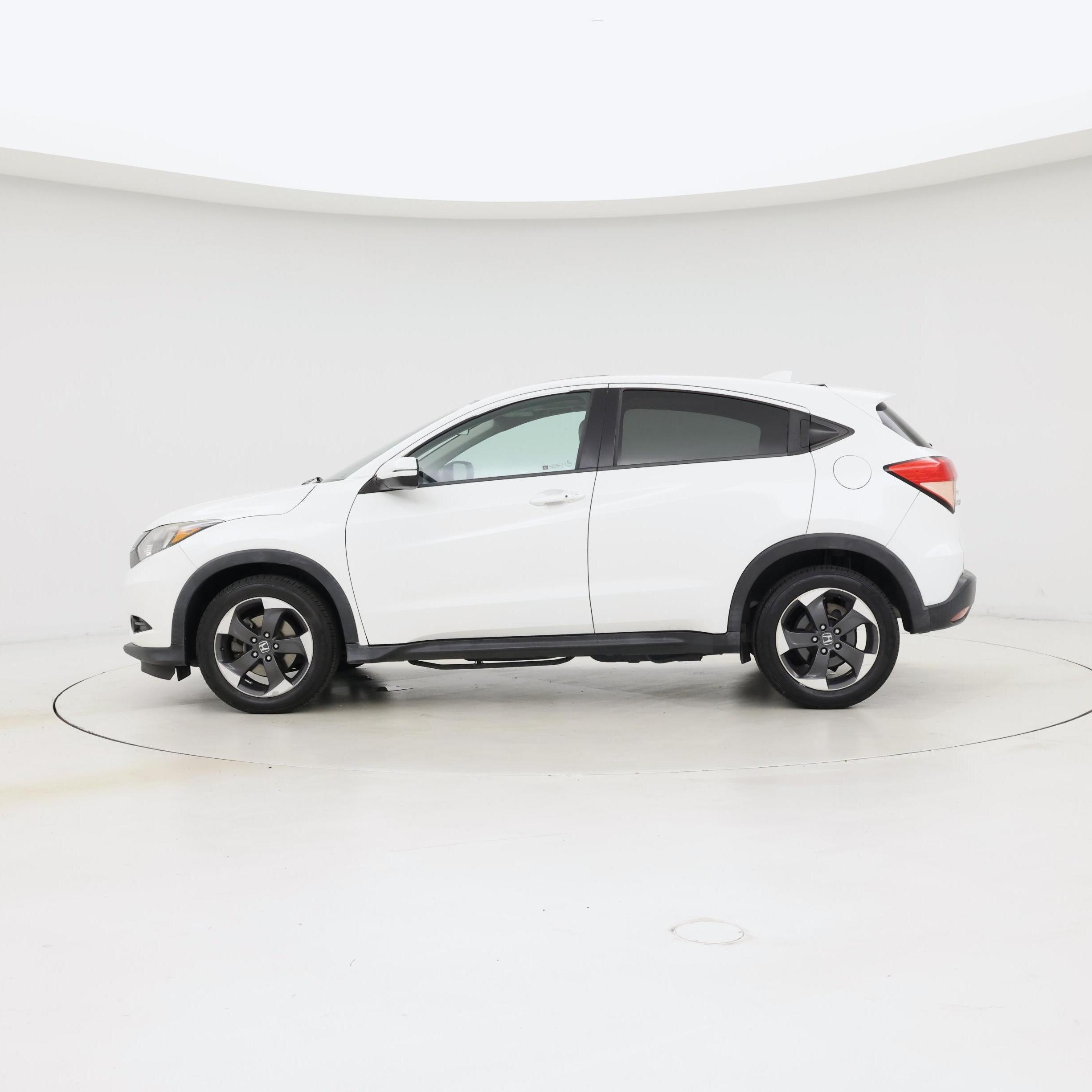 Thumbnail: 2018 Honda HR-V - 3