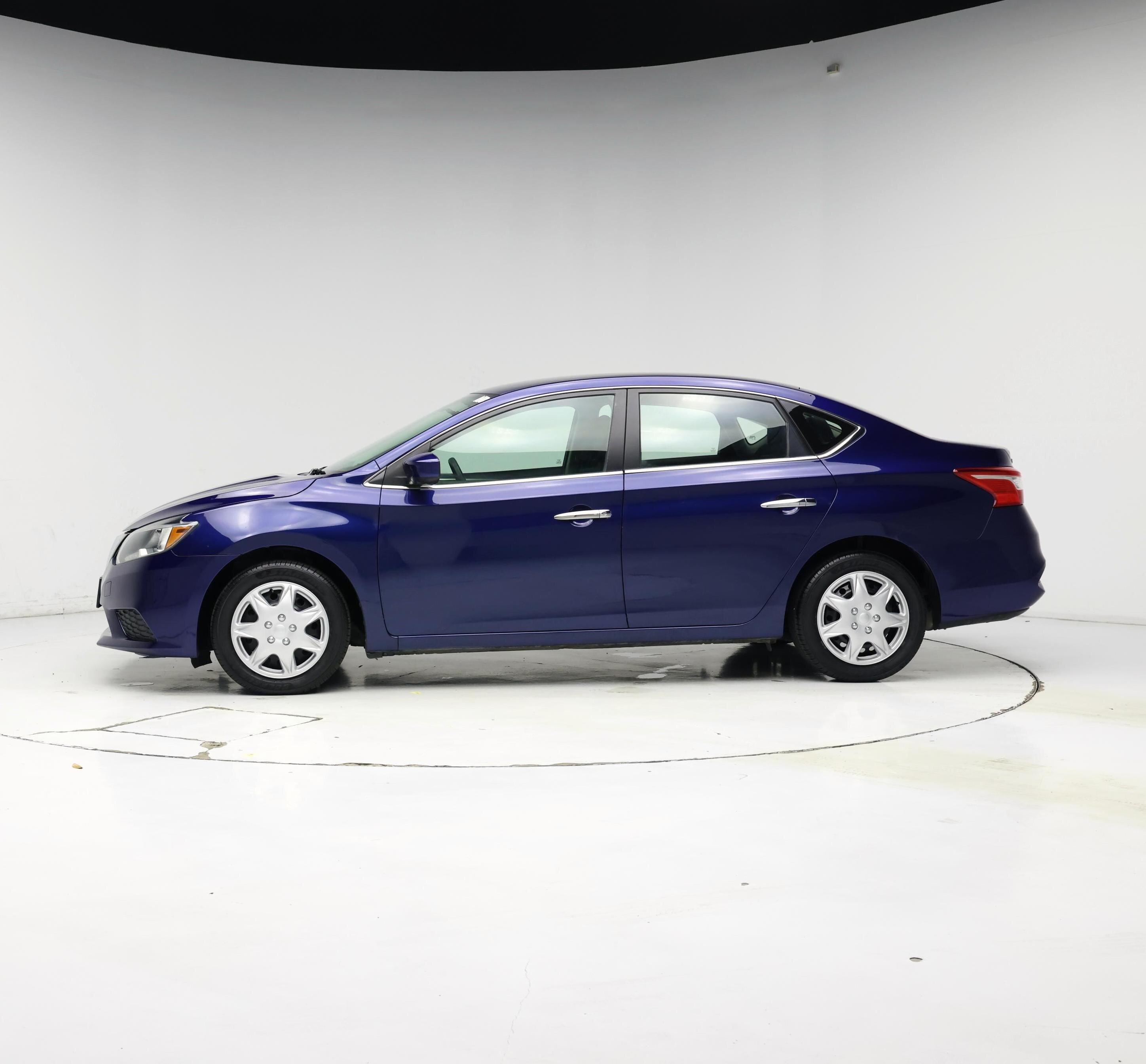 Thumbnail: 2019 Nissan Sentra - 3