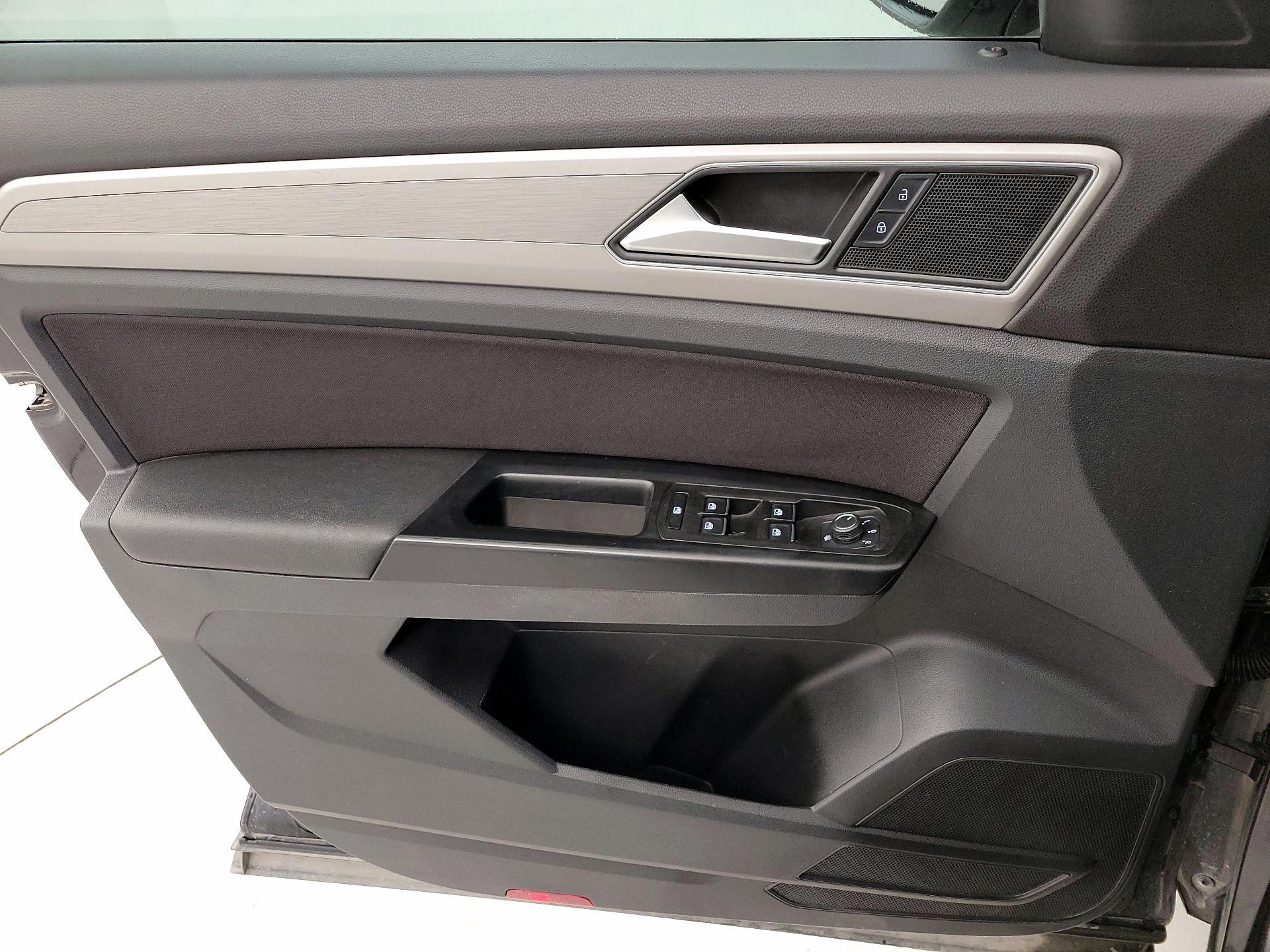 Thumbnail: 2019 Volkswagen Atlas - 12