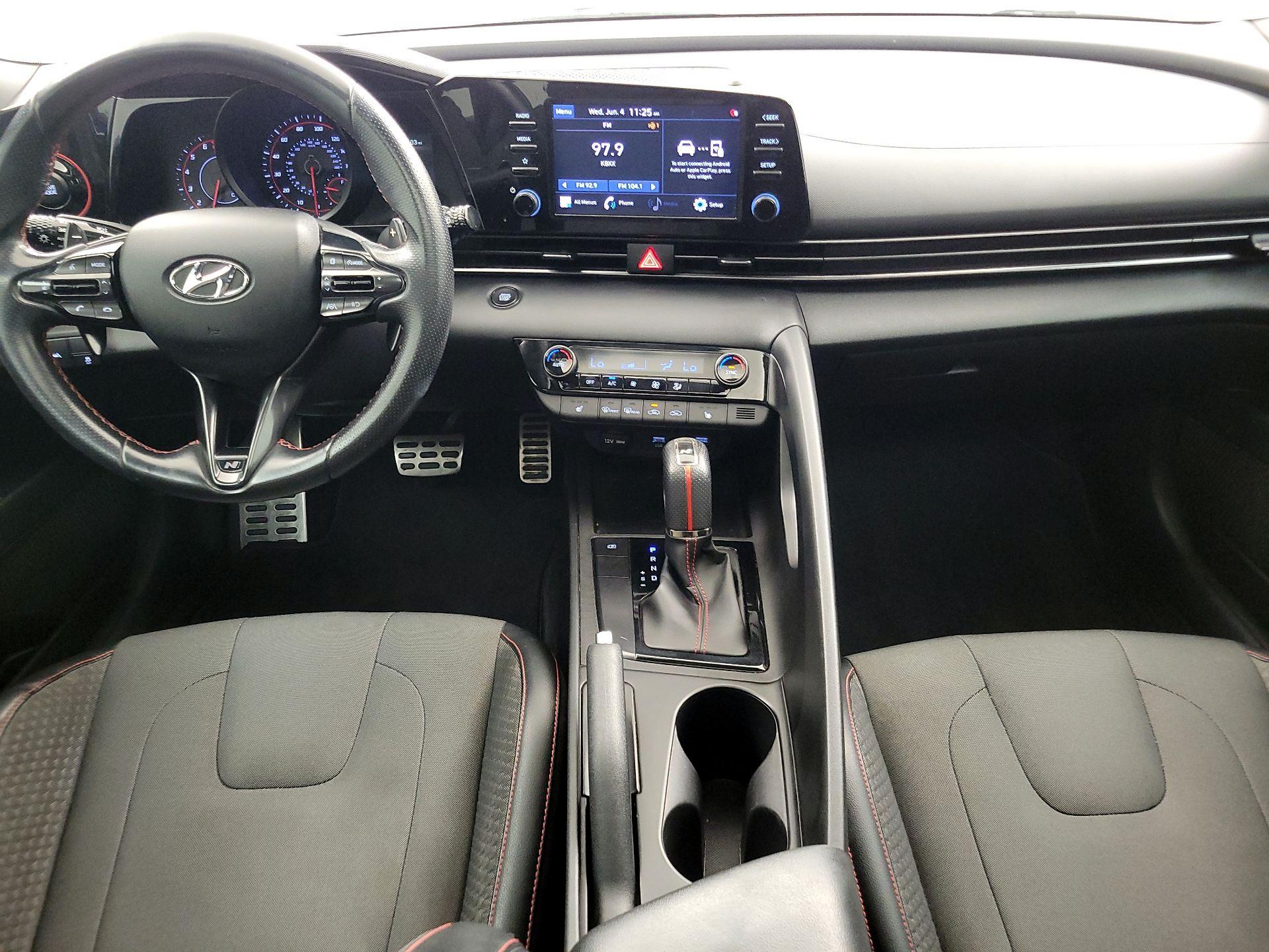 Thumbnail: 2022 Hyundai Elantra - 9