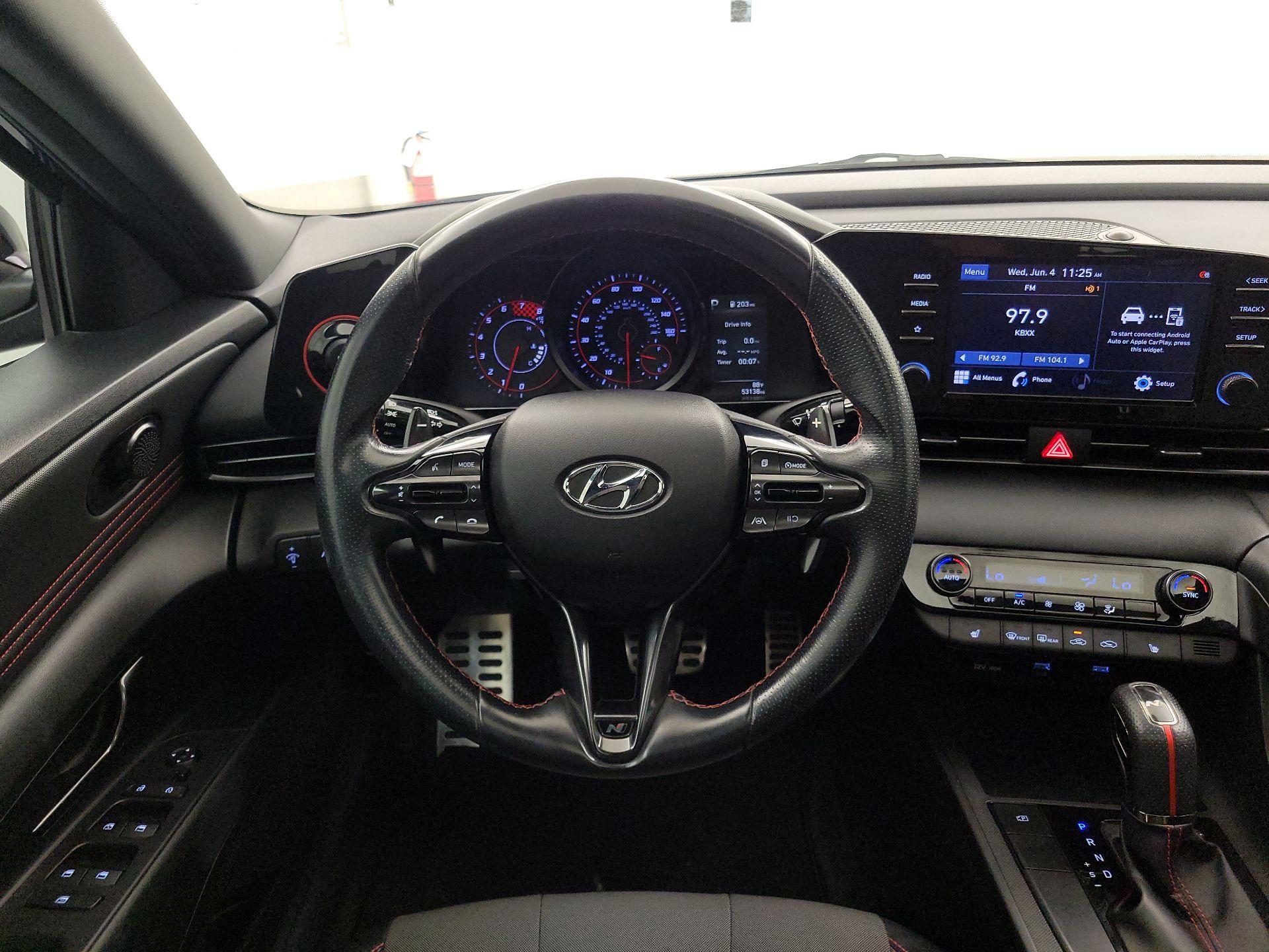 Thumbnail: 2022 Hyundai Elantra - 10