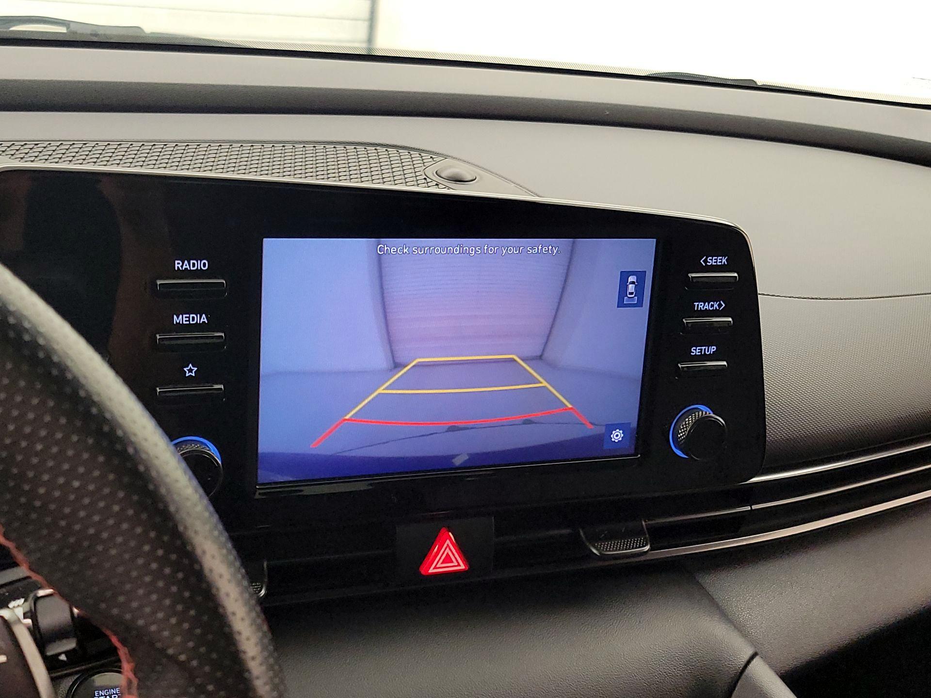 Thumbnail: 2022 Hyundai Elantra - 14