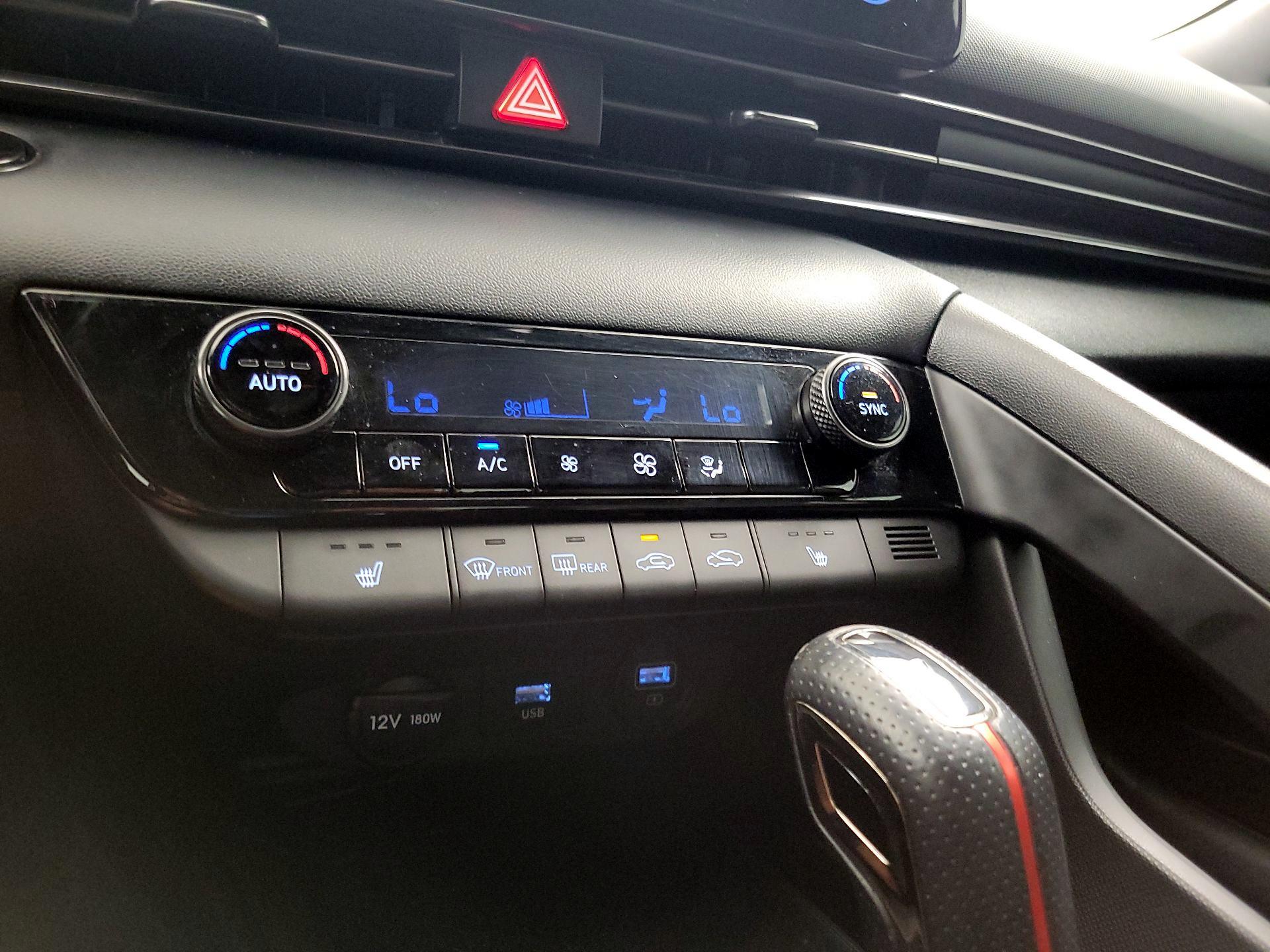 Thumbnail: 2022 Hyundai Elantra - 16