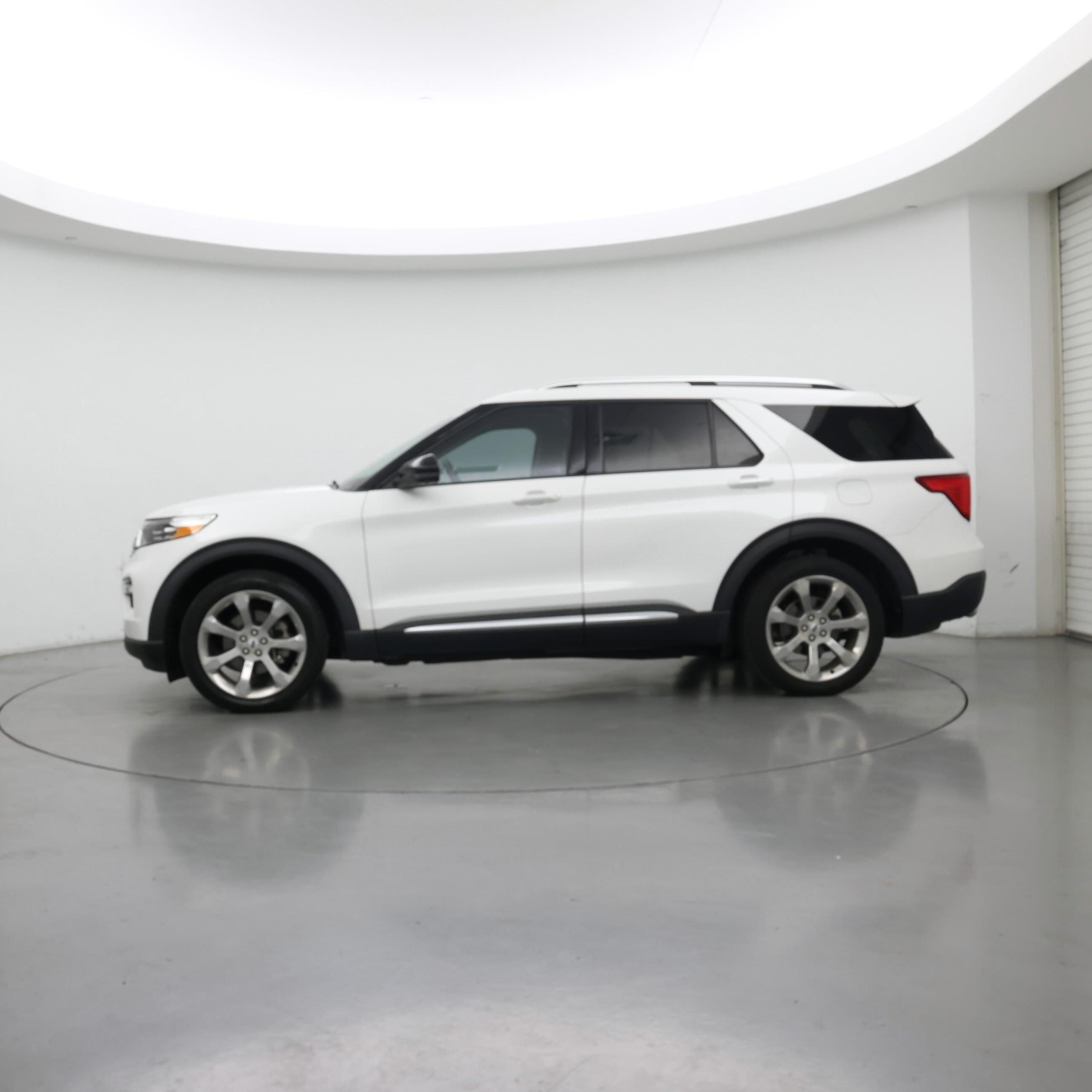 Thumbnail: 2020 Ford Explorer - 3