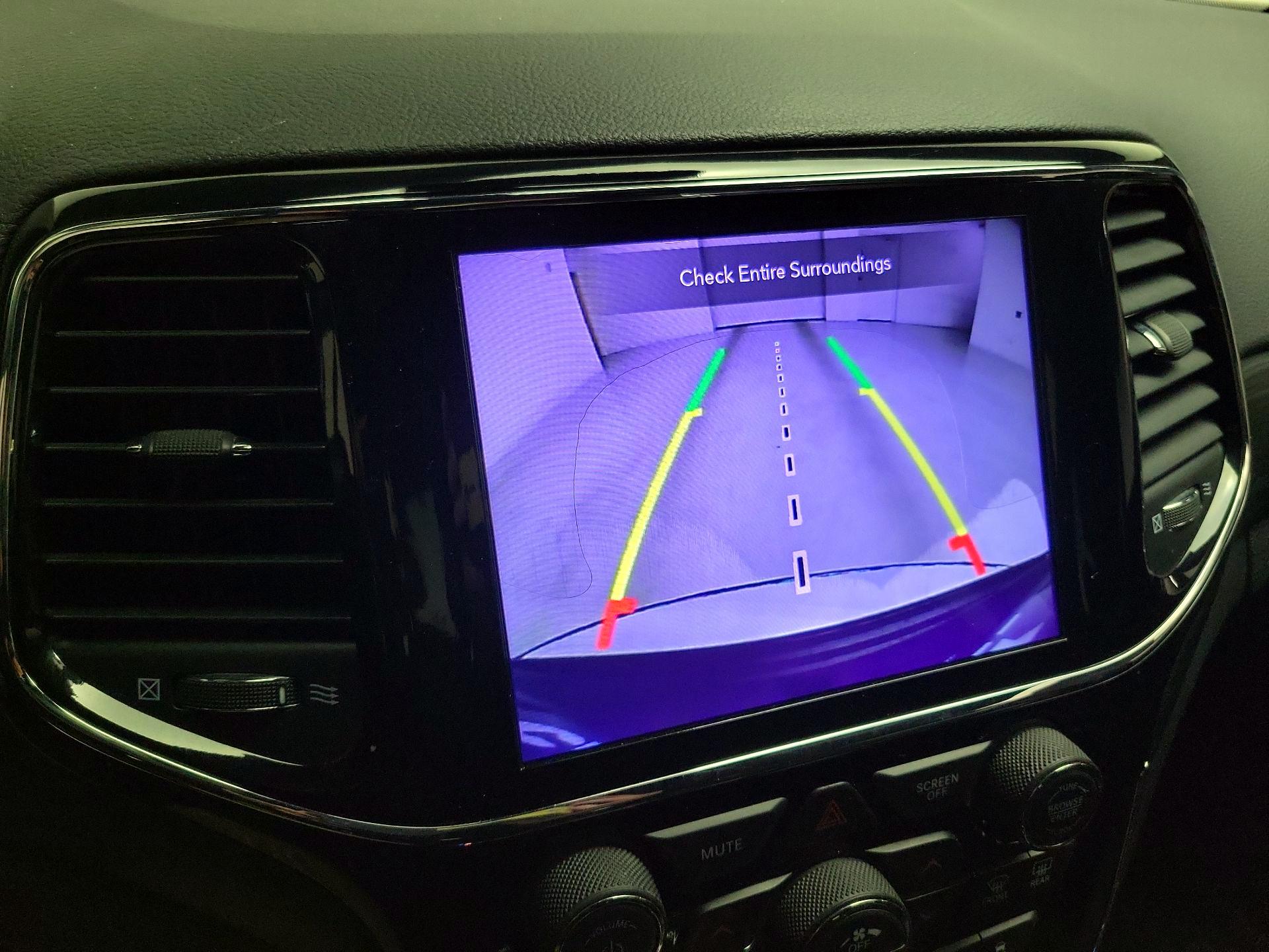 Thumbnail: 2020 Jeep Grand Cherokee - 15