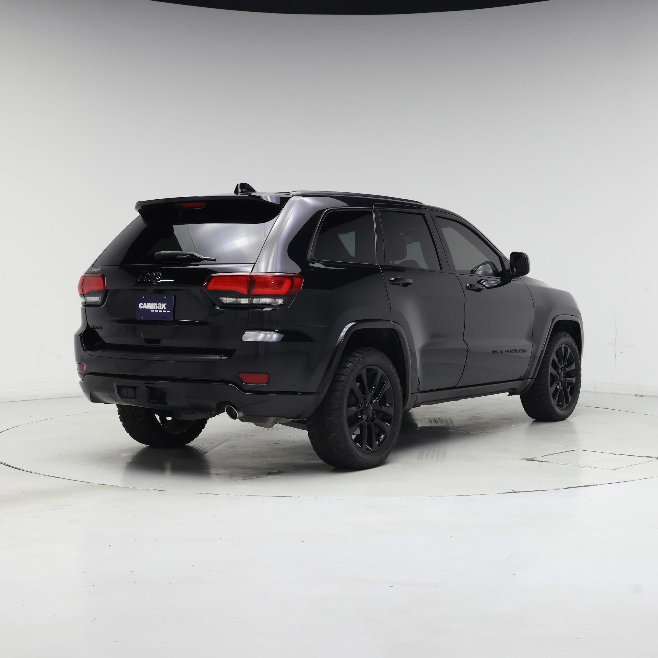 Thumbnail: 2020 Jeep Grand Cherokee - 8