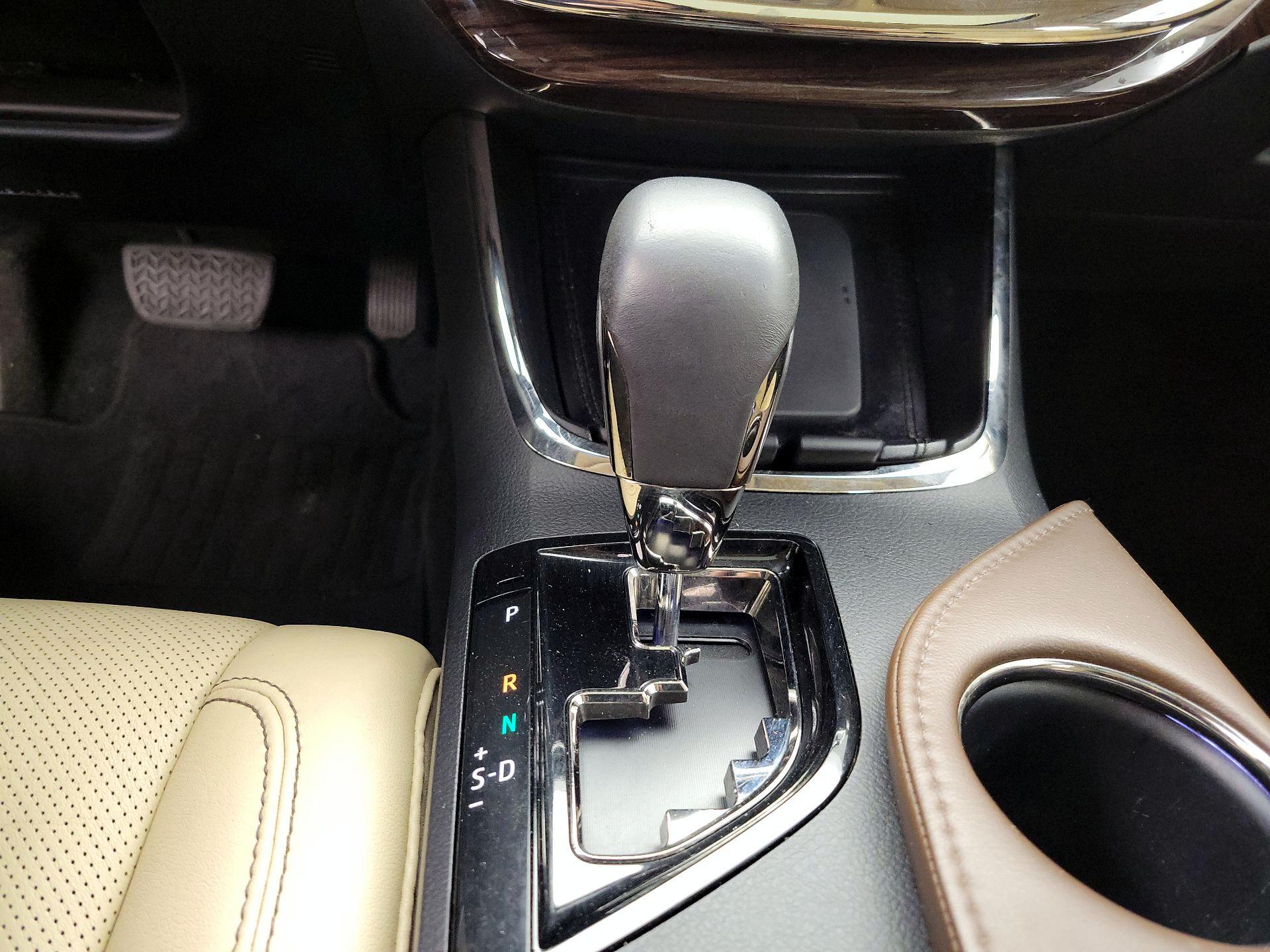 Thumbnail: 2014 Toyota Avalon - 17