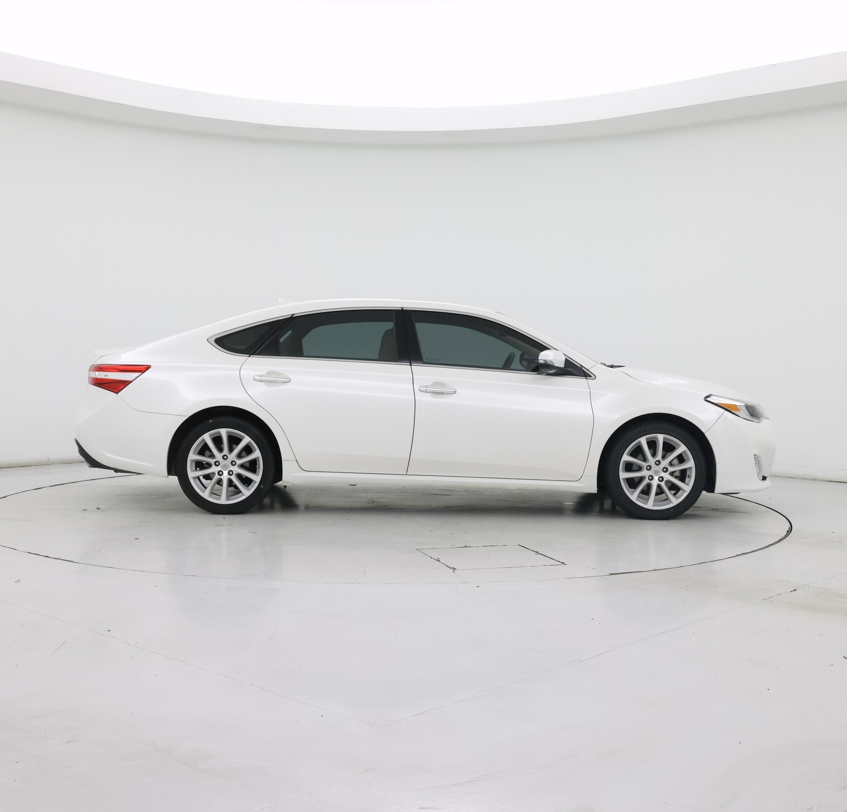 Thumbnail: 2014 Toyota Avalon - 7