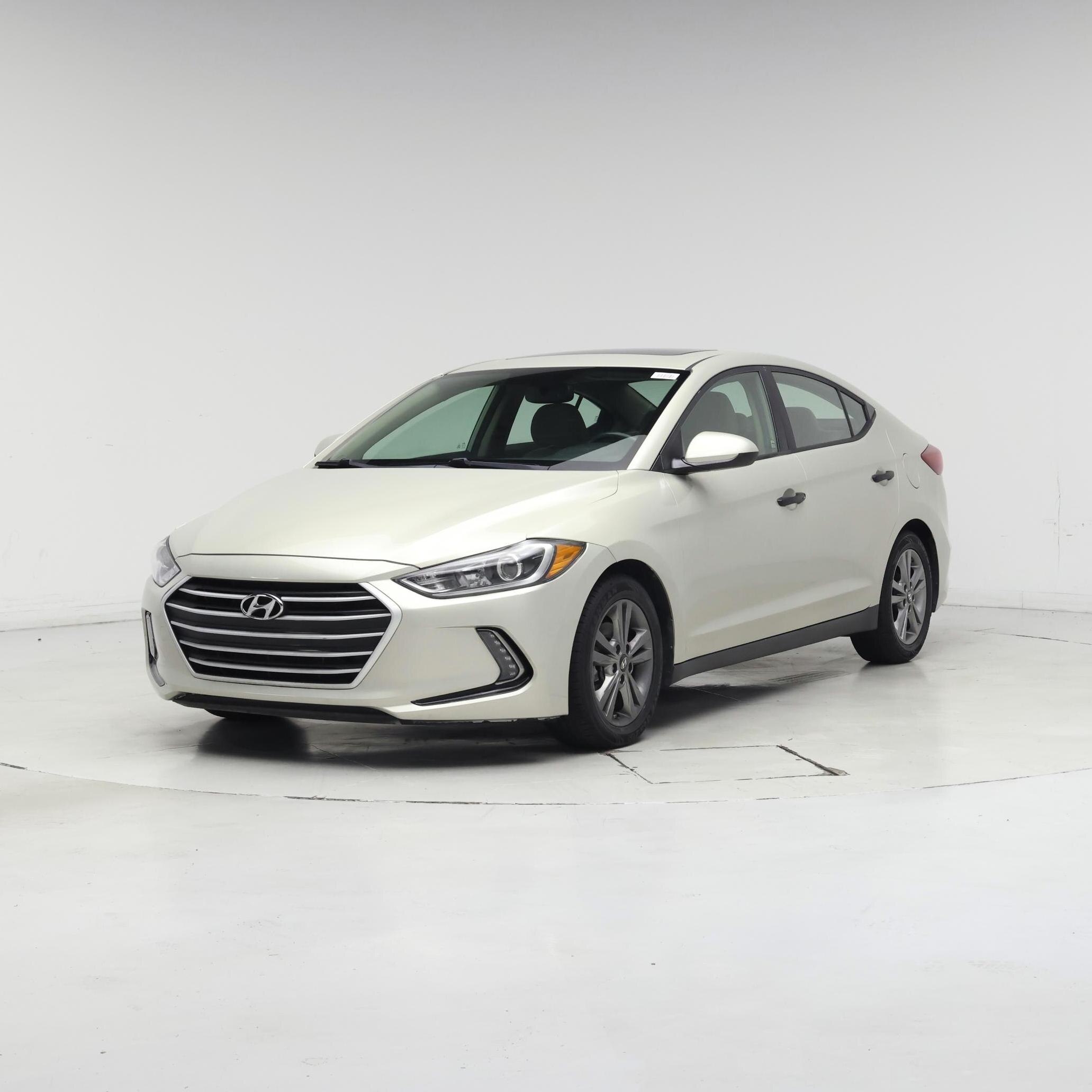 Thumbnail: 2017 Hyundai Elantra - 4
