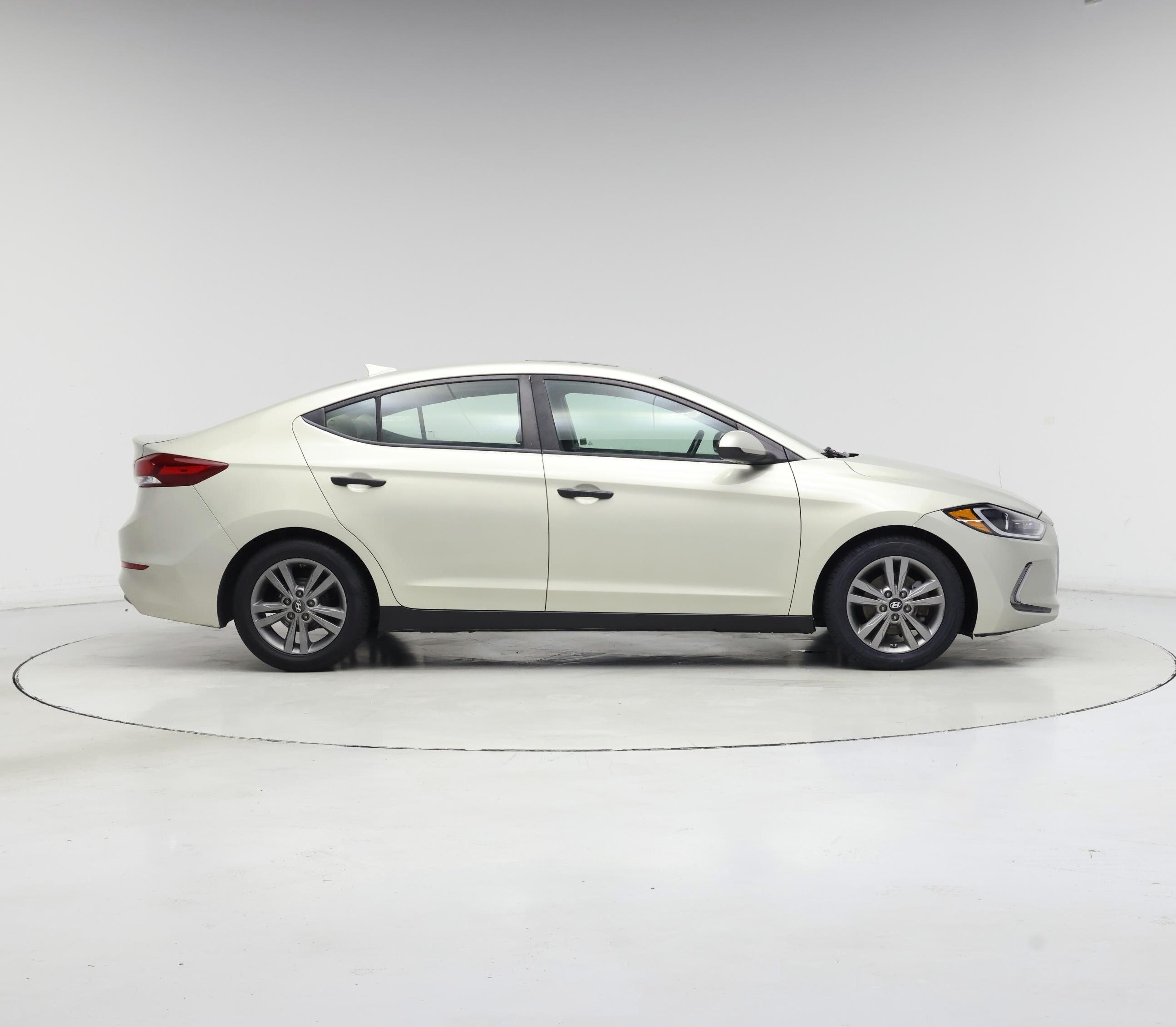 Thumbnail: 2017 Hyundai Elantra - 7