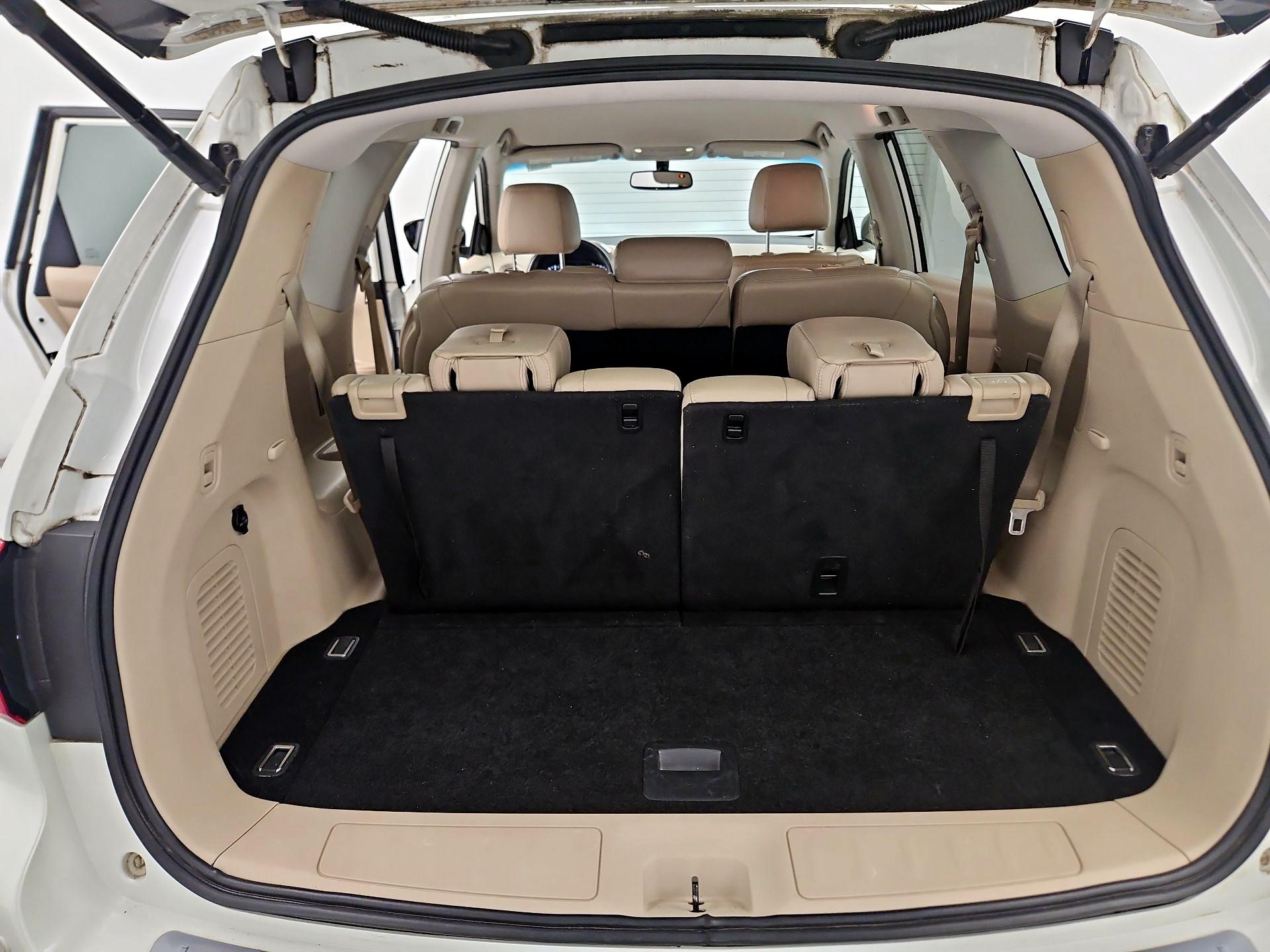 Thumbnail: 2017 Nissan Pathfinder - 18